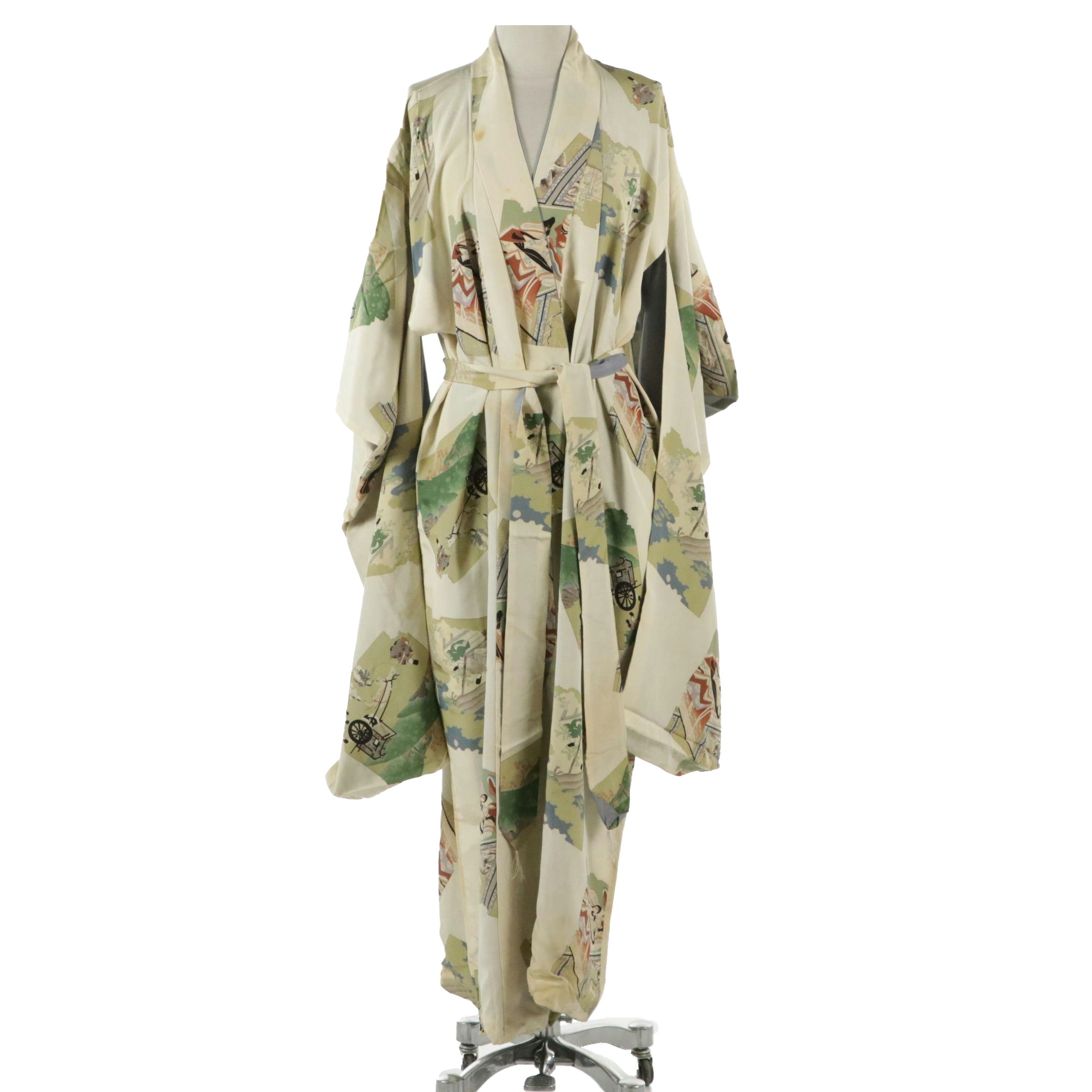 Japanese Furisode Kimono in Patterned Silk with Display Rod