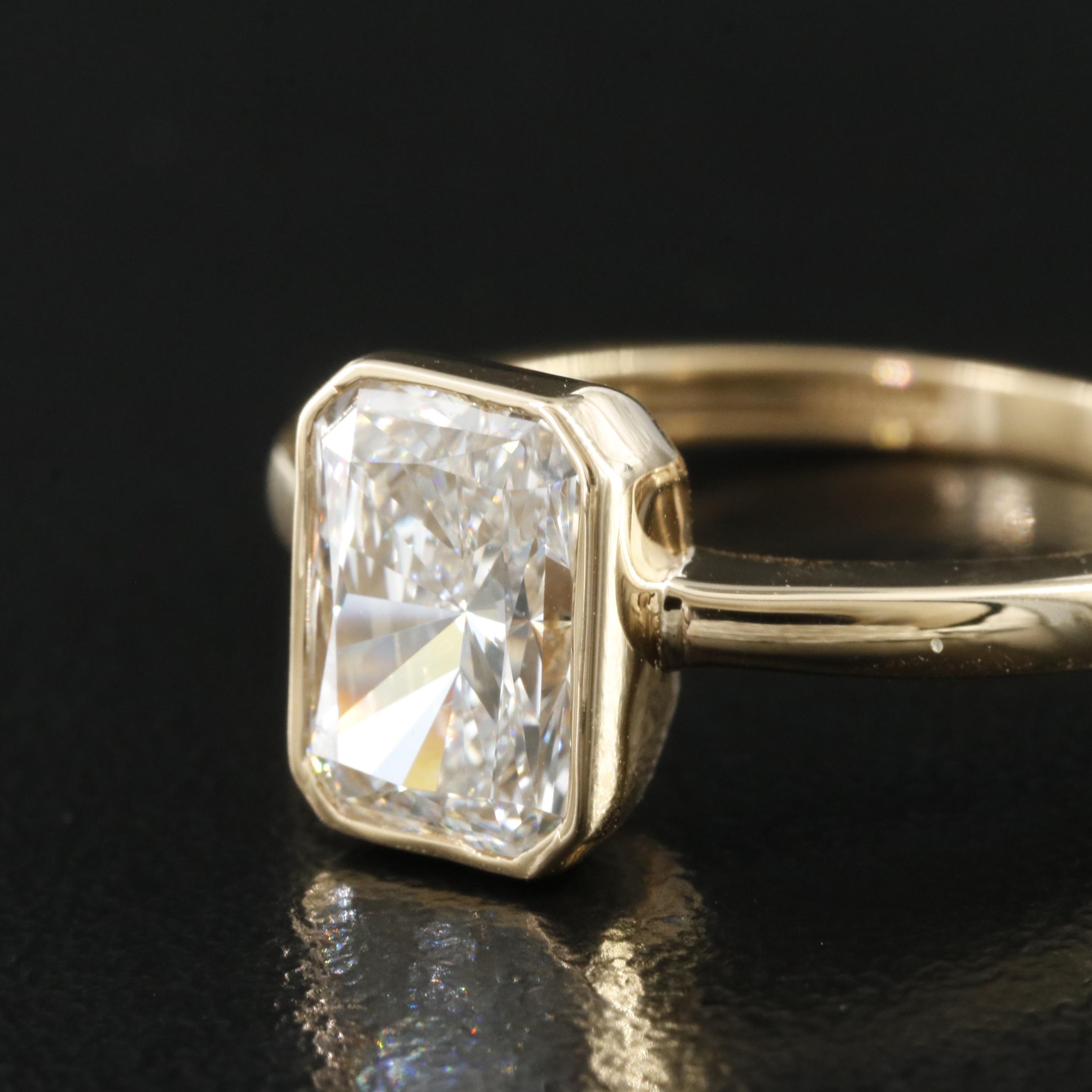 18K 1.80 CT Lab Grown Diamond Solitaire Ring with IGI Report