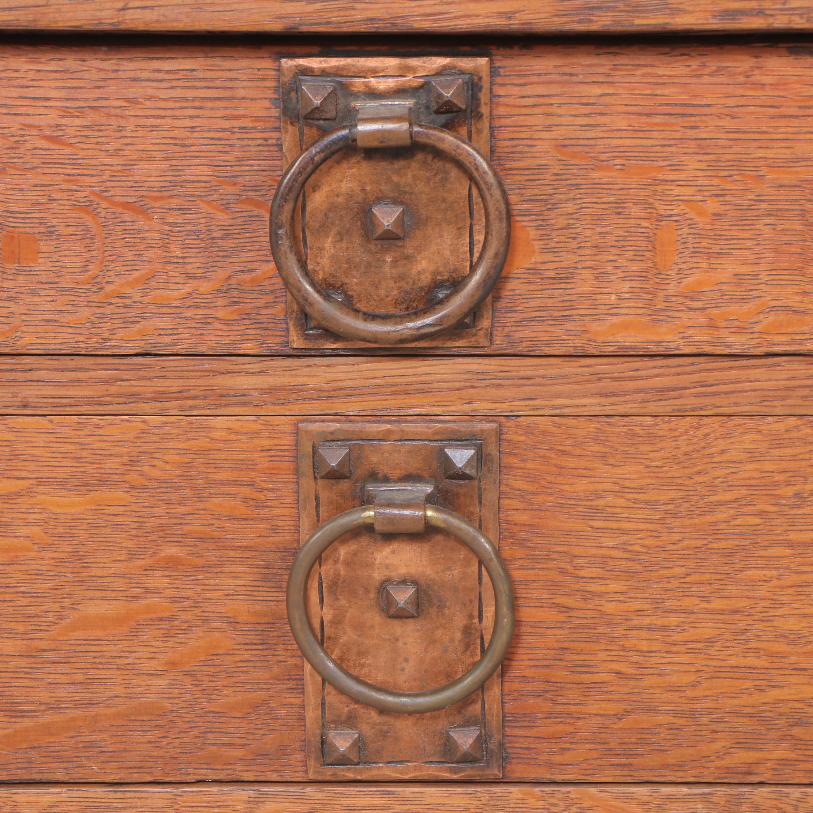 Stickley Arts & Crafts Oak Dressing Table, Early 20th Century