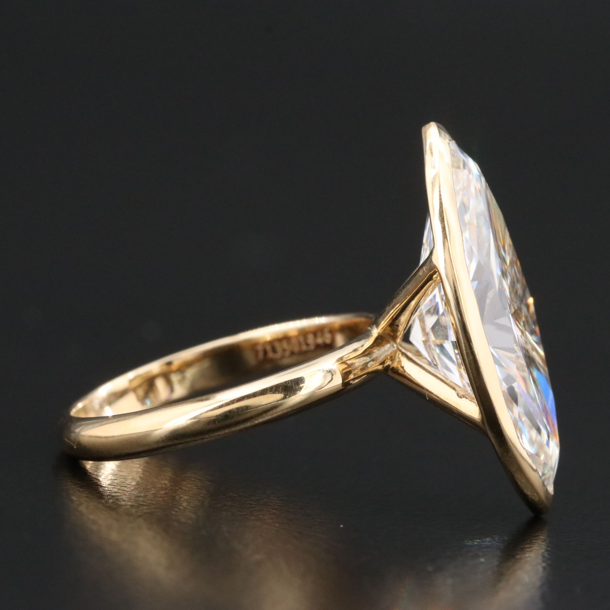 18K 7.20 CT Lab Grown Diamond Solitaire Ring with IGI Report