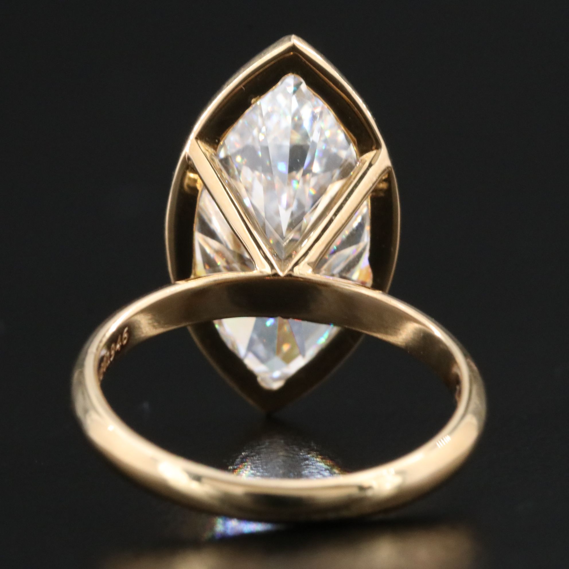 18K 7.20 CT Lab Grown Diamond Solitaire Ring with IGI Report