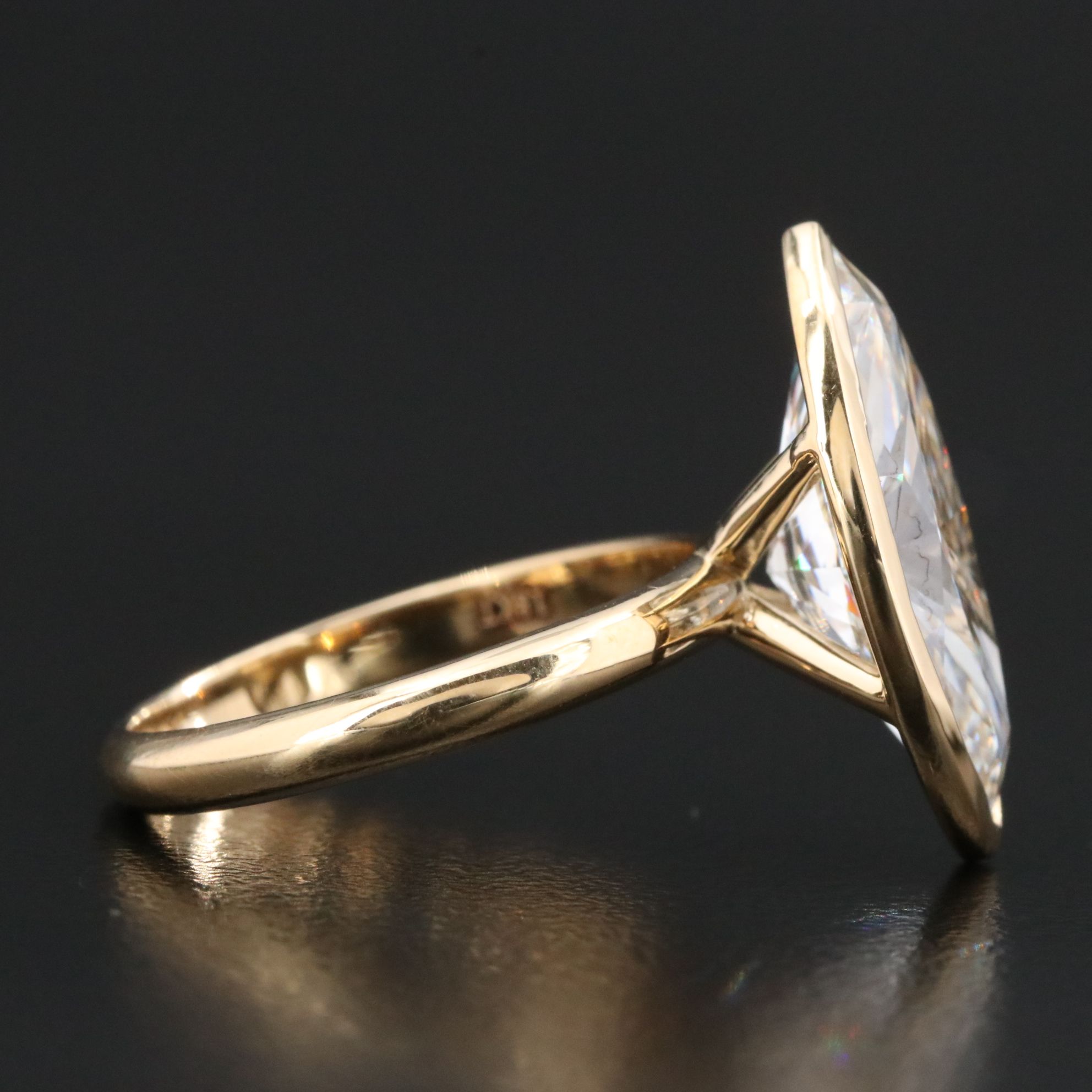 18K 4.75 CT Lab Grown Diamond Solitaire Ring with IGI Report