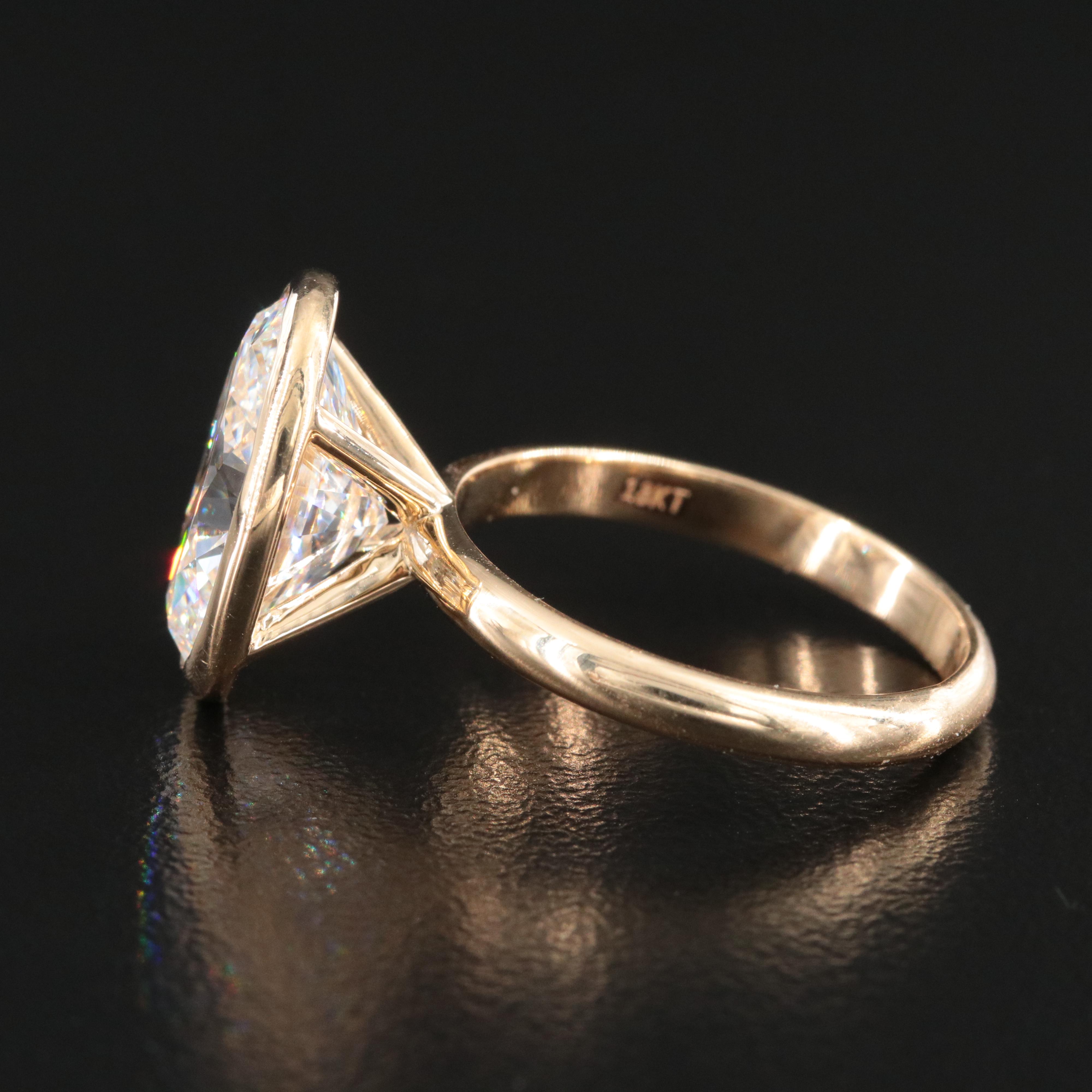 18K 4.91 CT Lab Grown Diamond Solitaire Ring with IGI Report