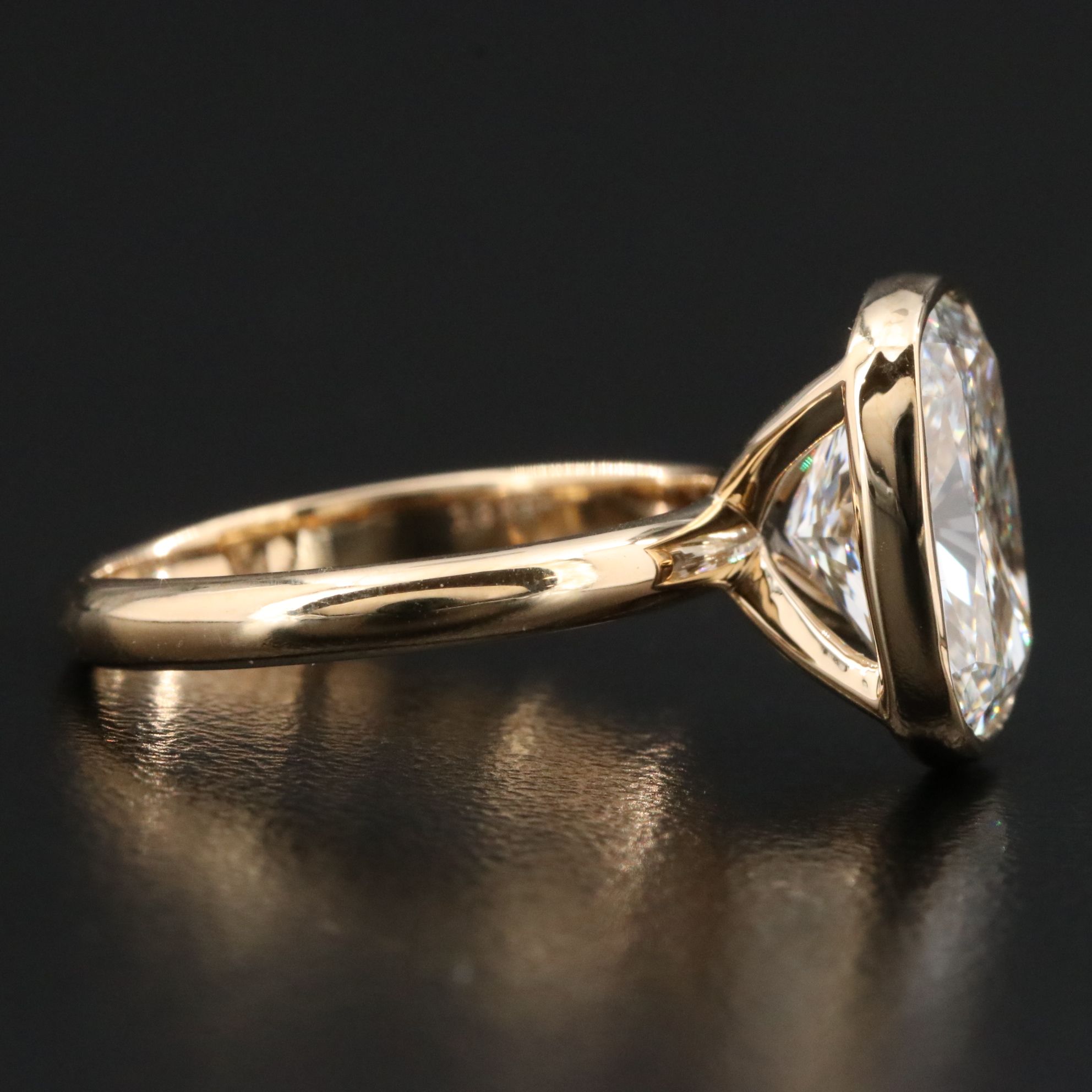 18K 4.48 CT Lab Grown Diamond Solitaire Ring with IGI Report