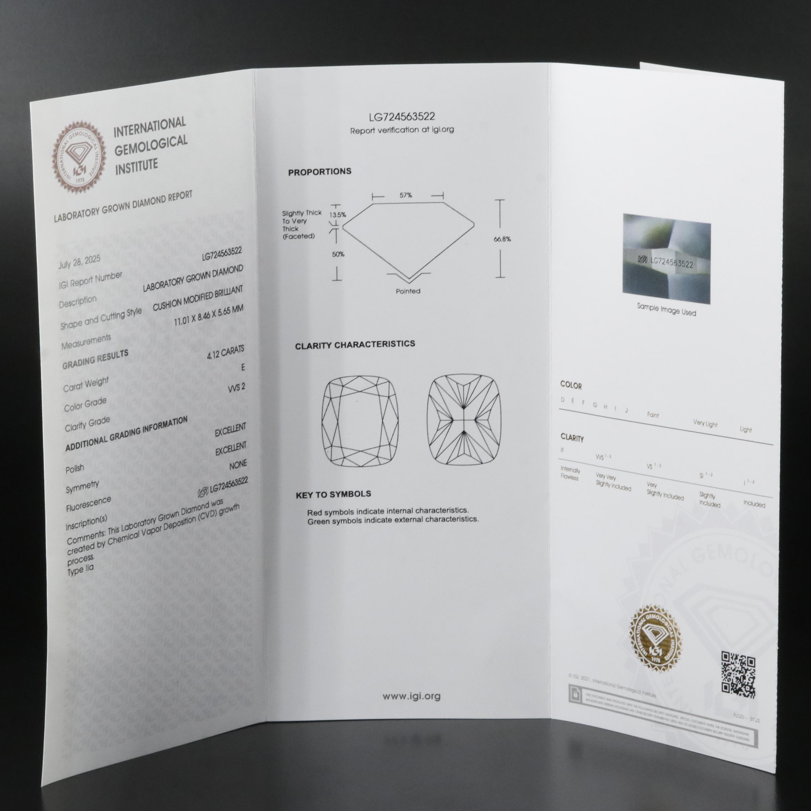 18K 4.12 CT Lab Grown Diamond Solitaire Ring with IGI Report