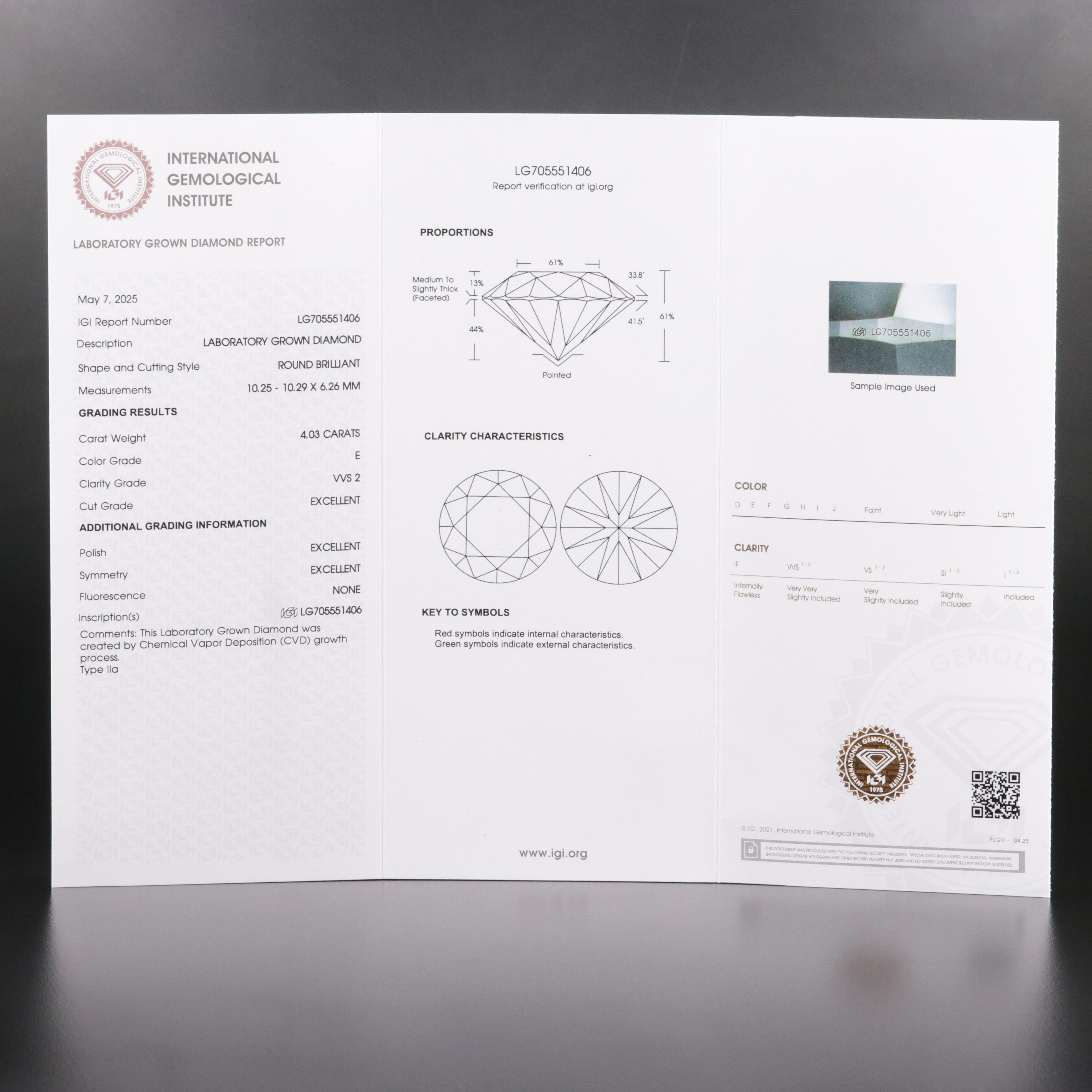 18K 4.03 CT Lab Grown Diamond Solitaire Ring with IGI Report