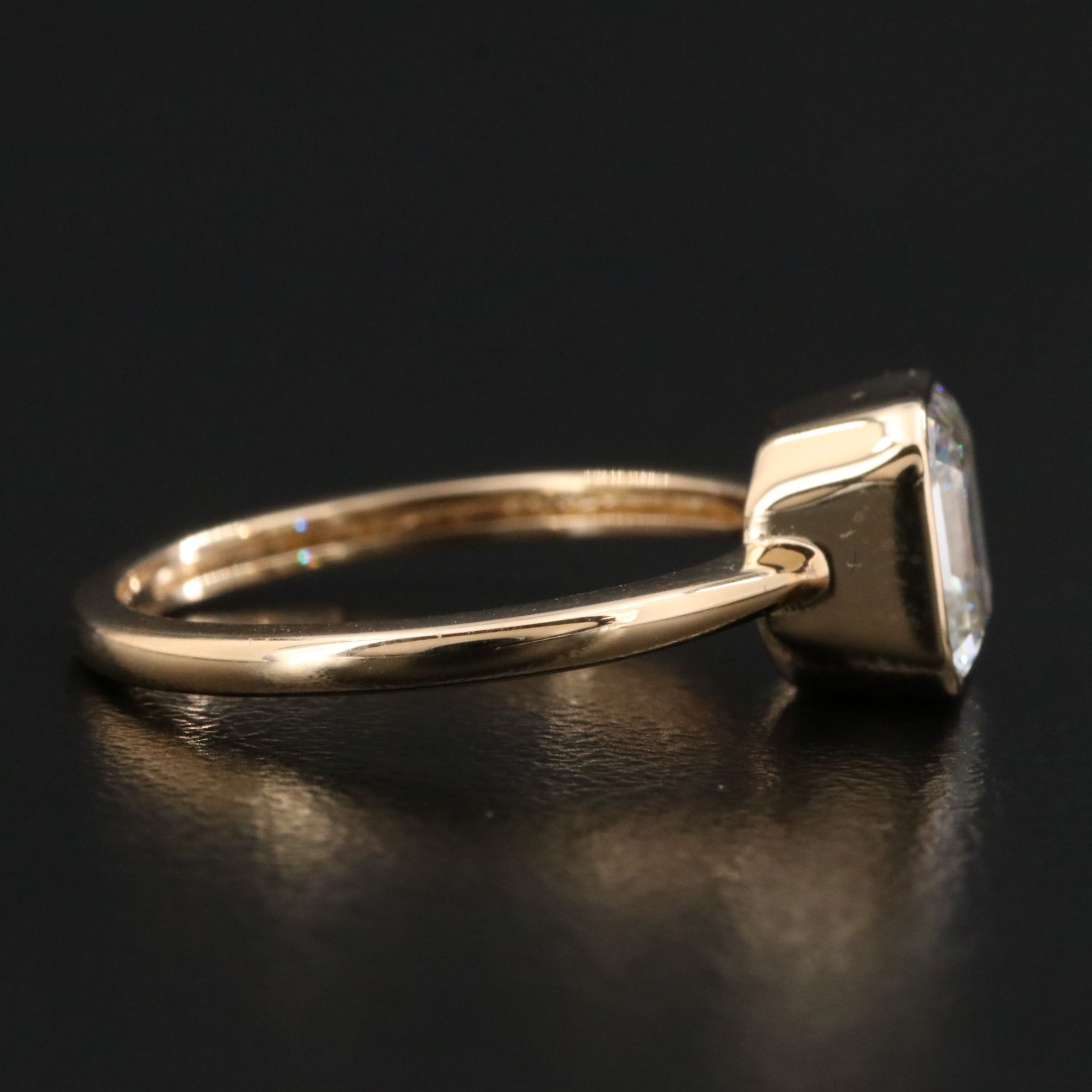 18K 1.82 CT Lab Grown Diamond Solitaire Ring with IGI Report