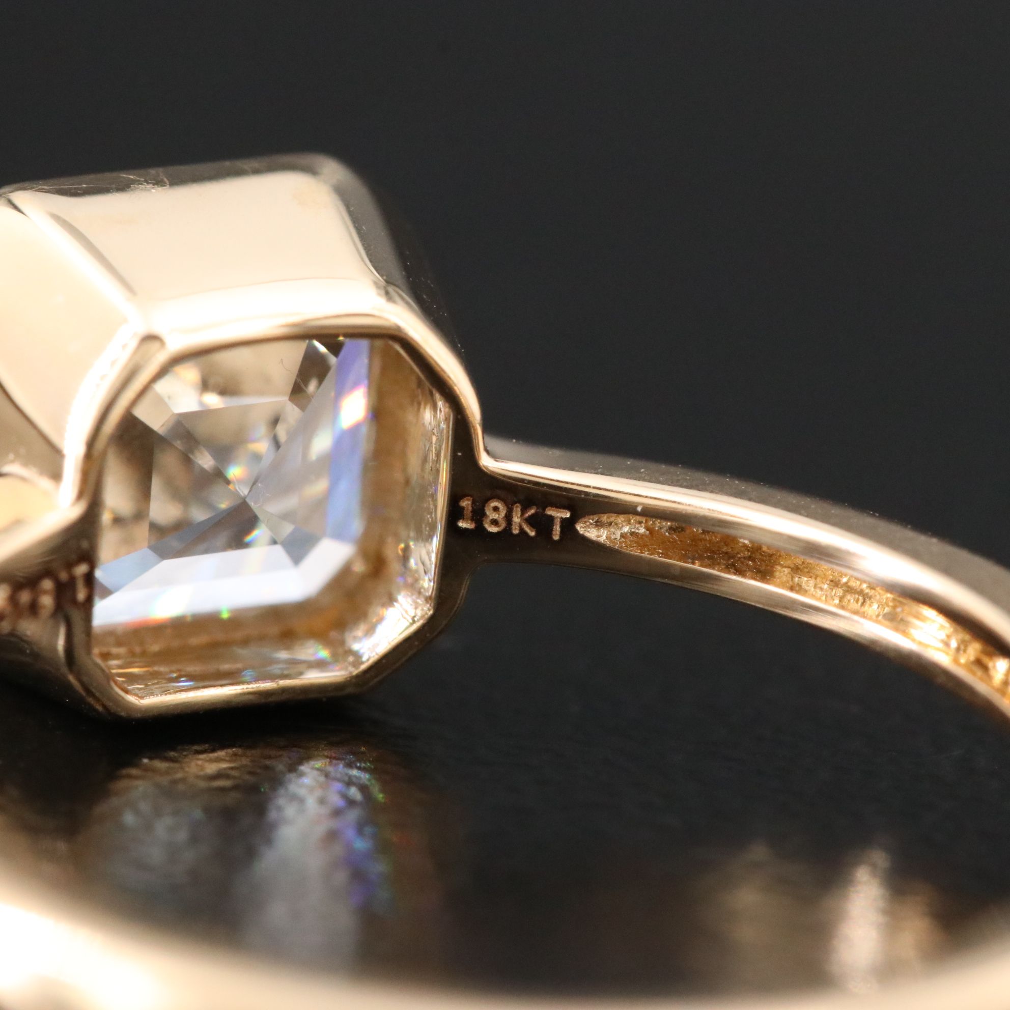 18K 1.82 CT Lab Grown Diamond Solitaire Ring with IGI Report