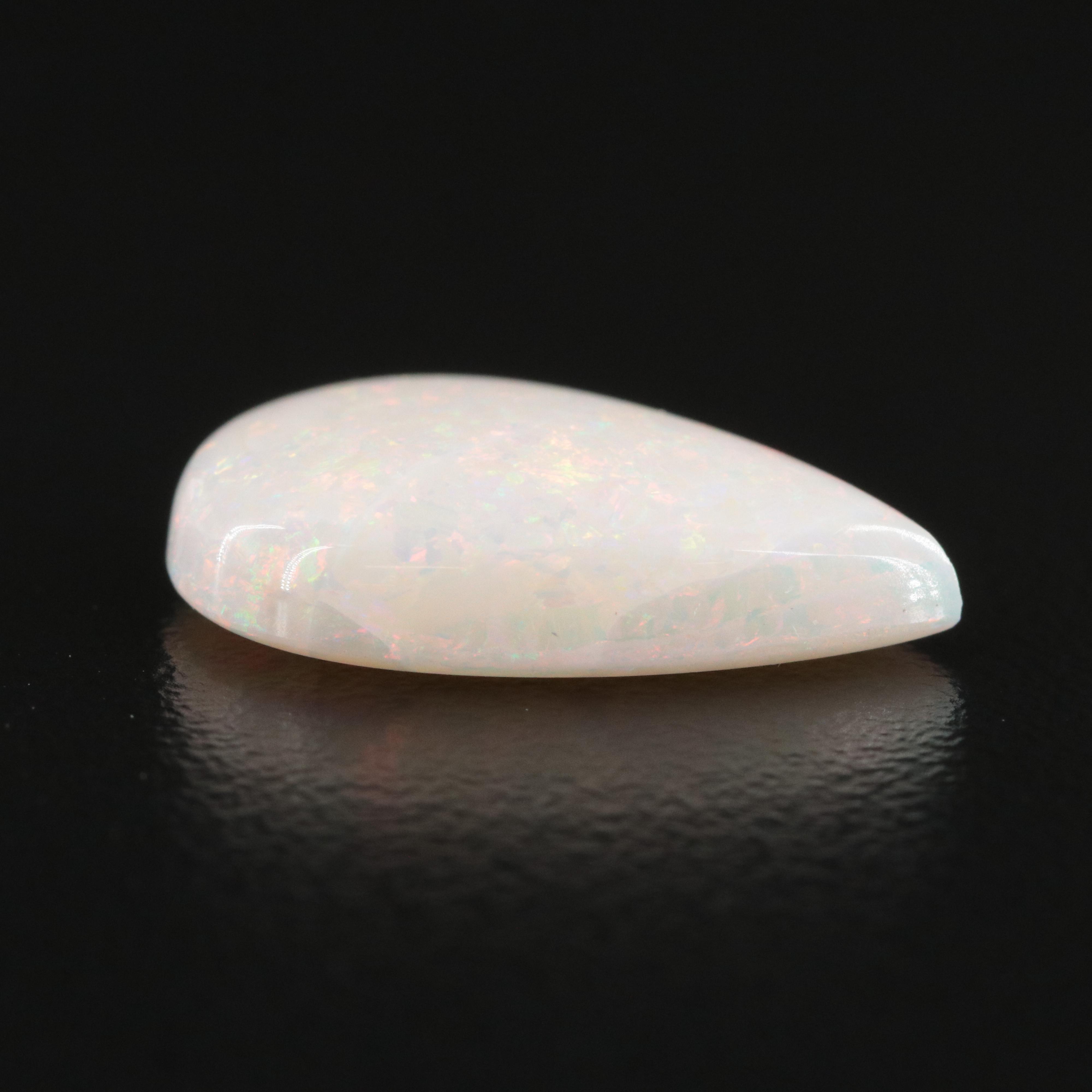 Loose 5.72 CT Opal