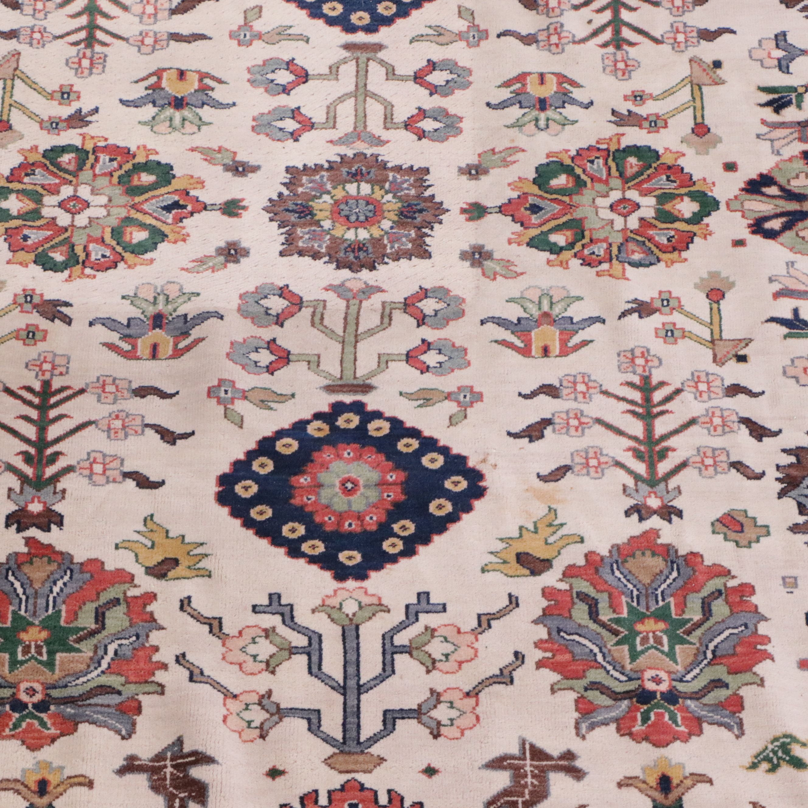 8'10 x 12'1 Hand-Knotted Indo-Persian Heriz Room-Sized Rug