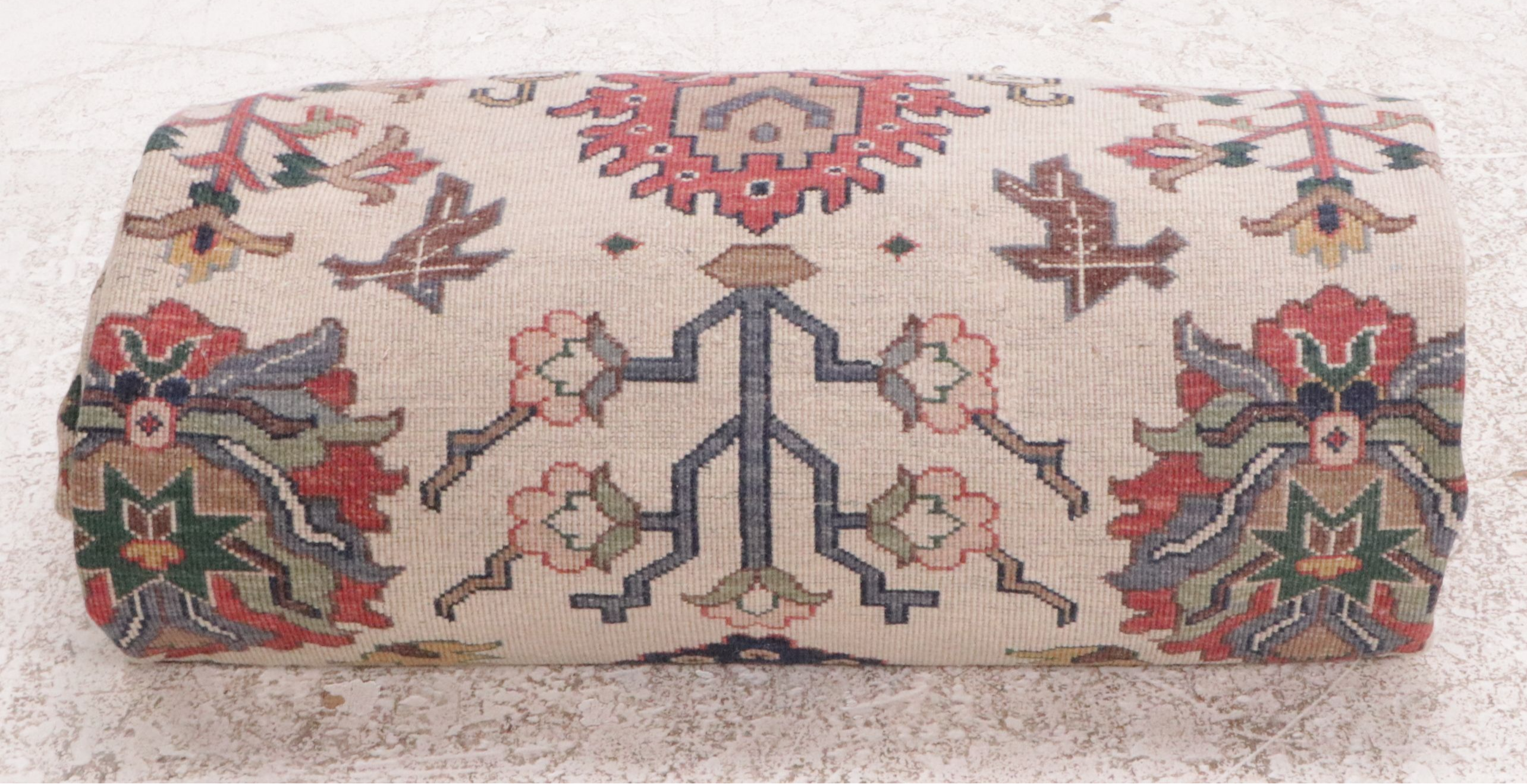 8'10 x 12'1 Hand-Knotted Indo-Persian Heriz Room-Sized Rug