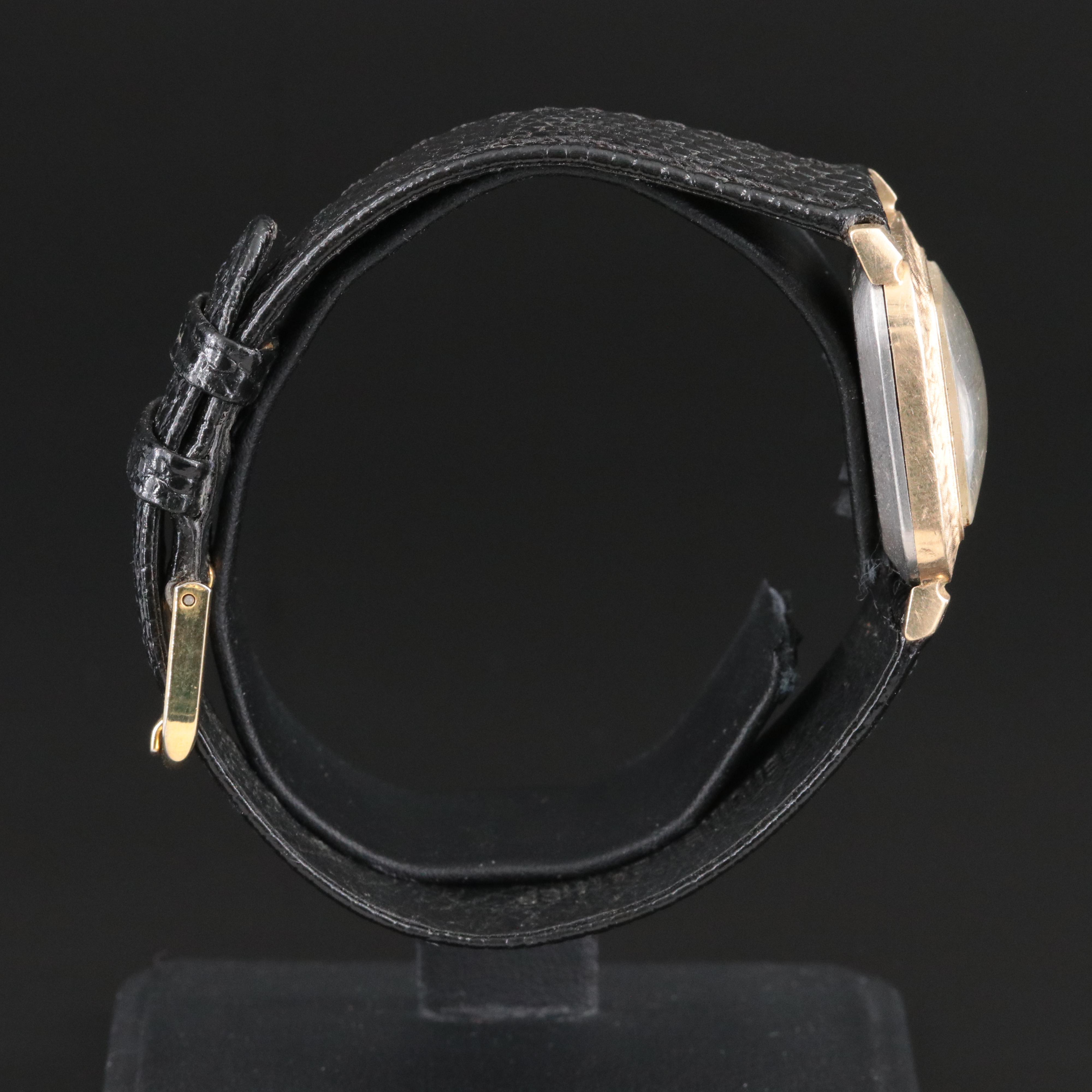 Vintage Wittnauer Diamond Dial Stem Wind Watch