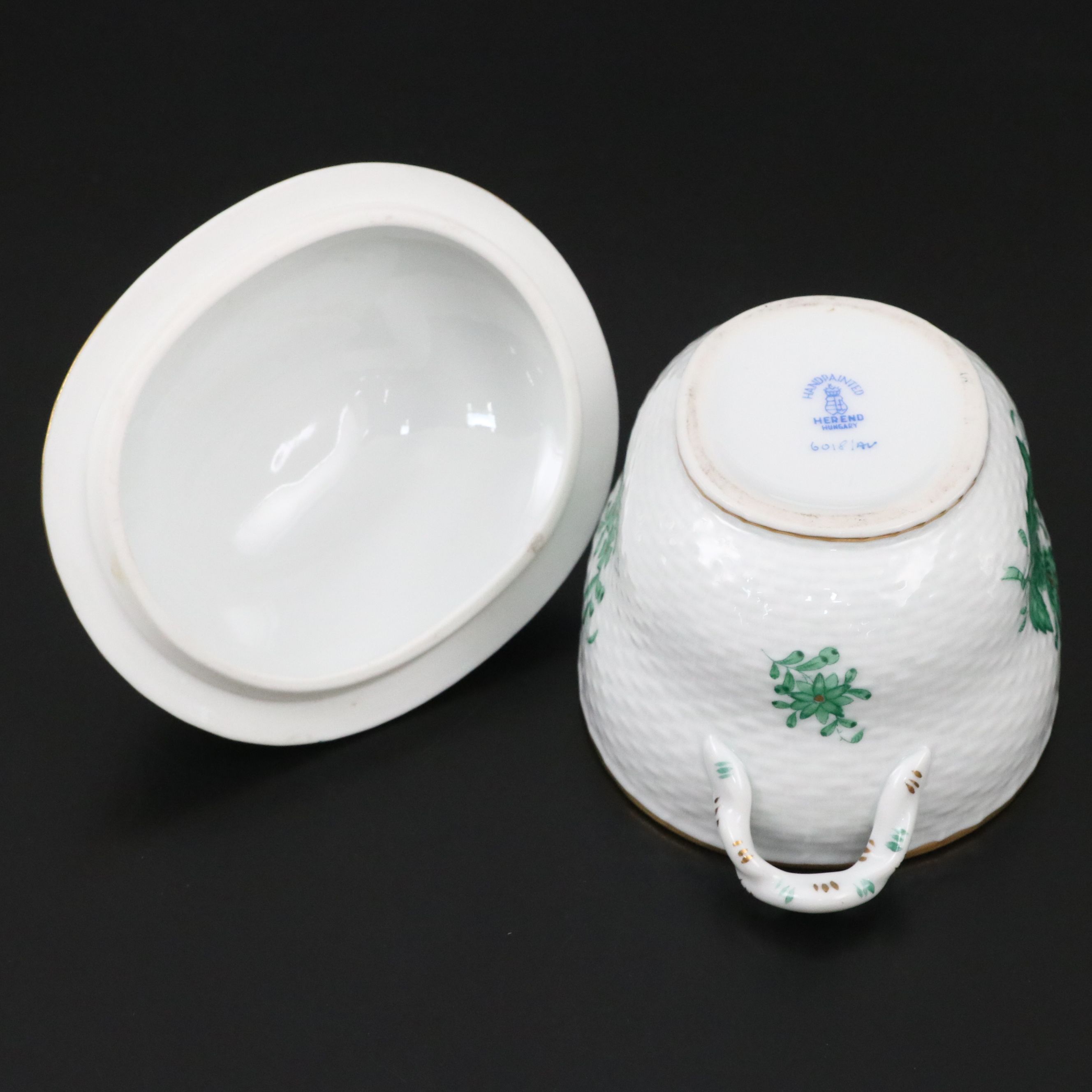 Herend Green "Chinese Bouquet" Porcelain Candy Box with Butterfly Finial