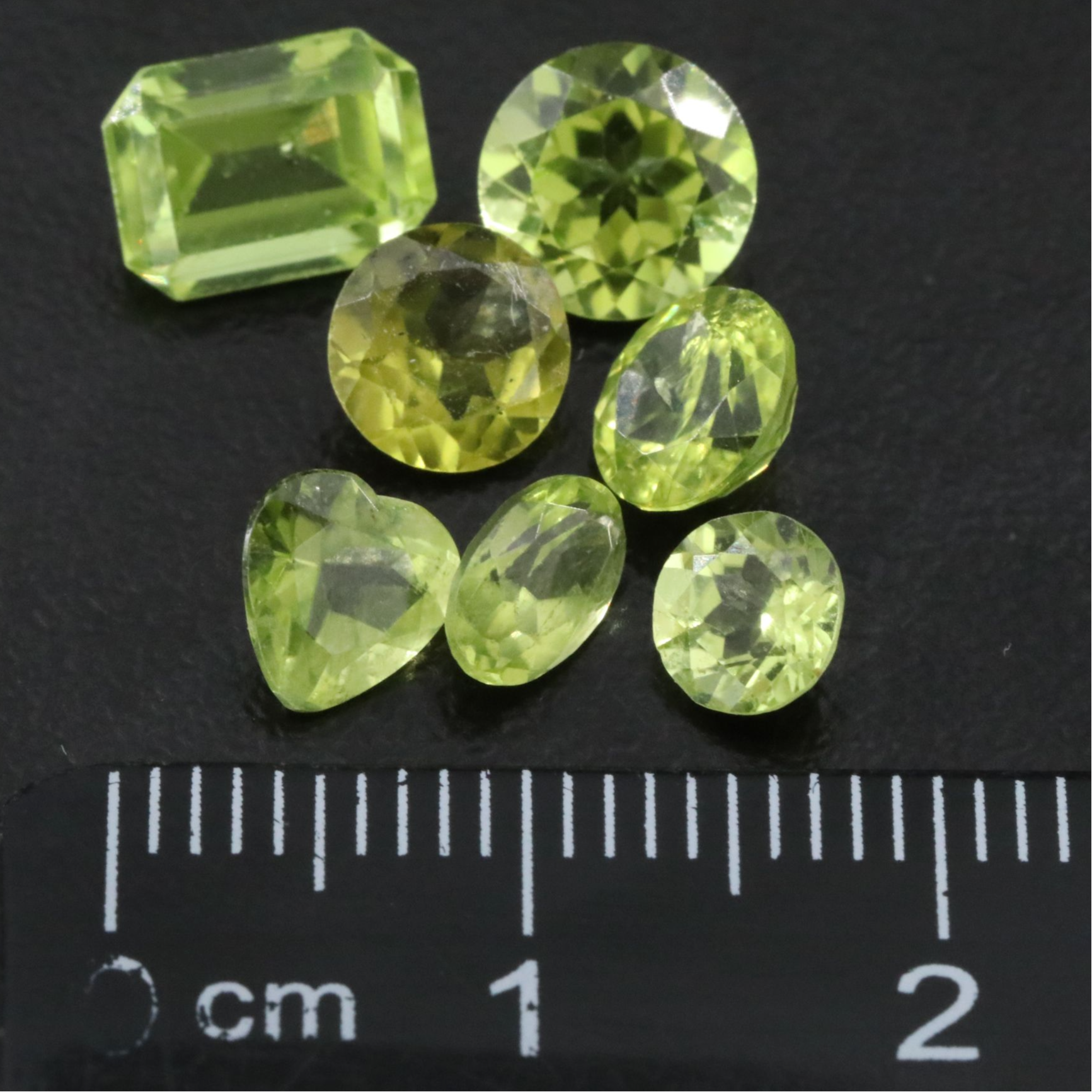 Loose 6.59 CTW Peridot Mixed Shape Lot