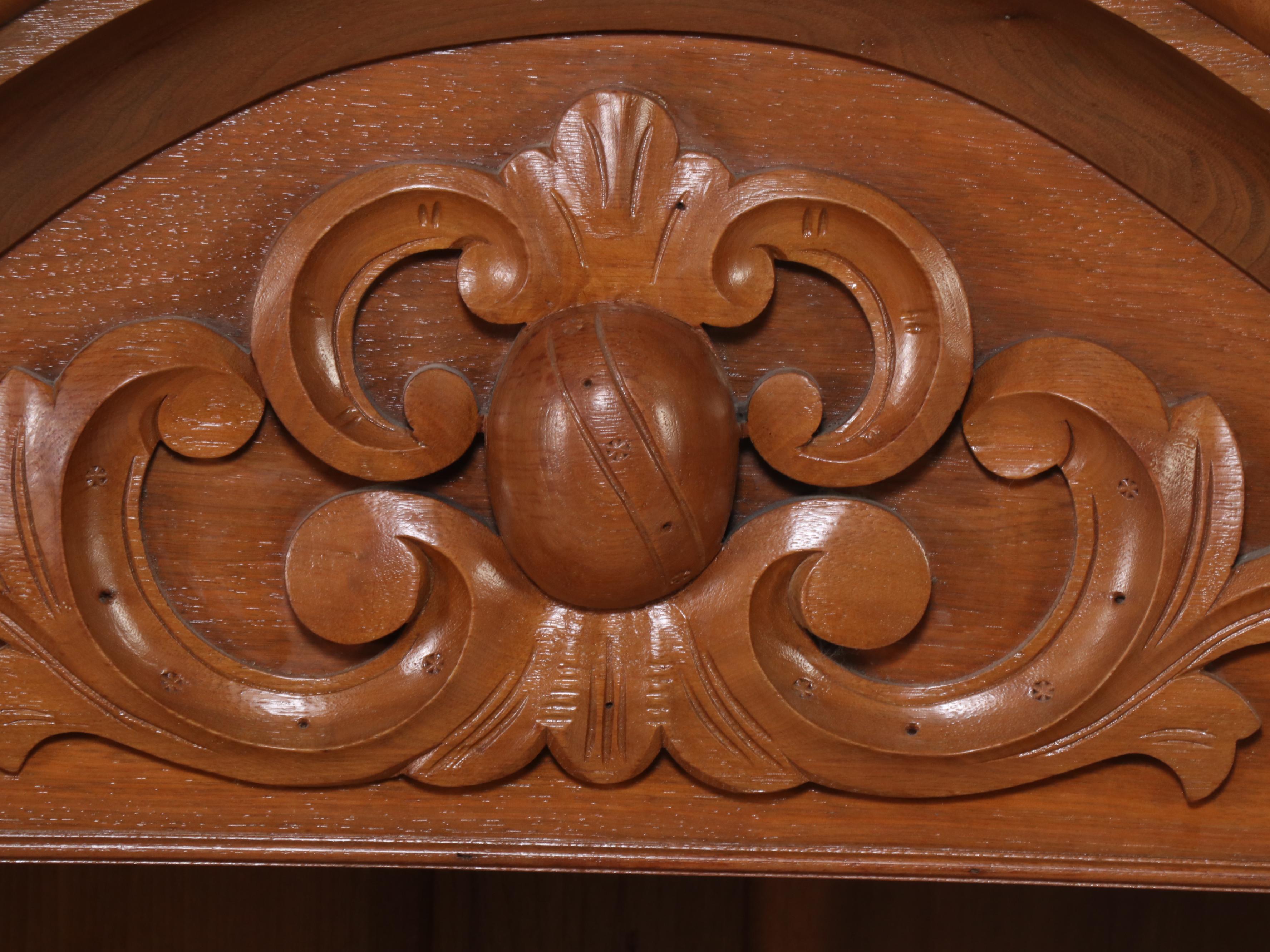 Meader & Co. Victorian Drop-Front Desk with Hutch, Late 19th/Early 20th Century