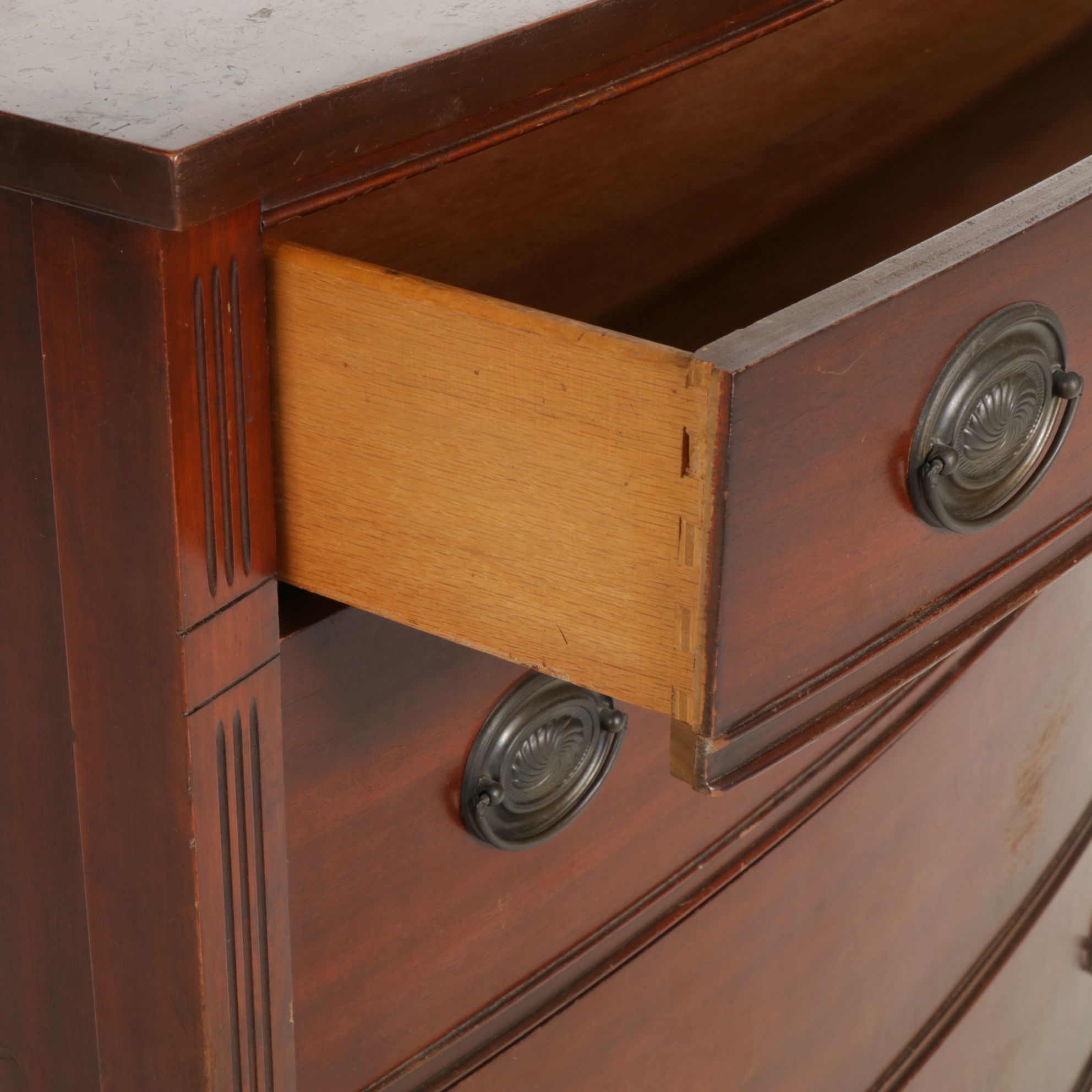 Hepplewhite Style Mahogany Bow Front Chest of Drawers, Early to Mid-20th Century