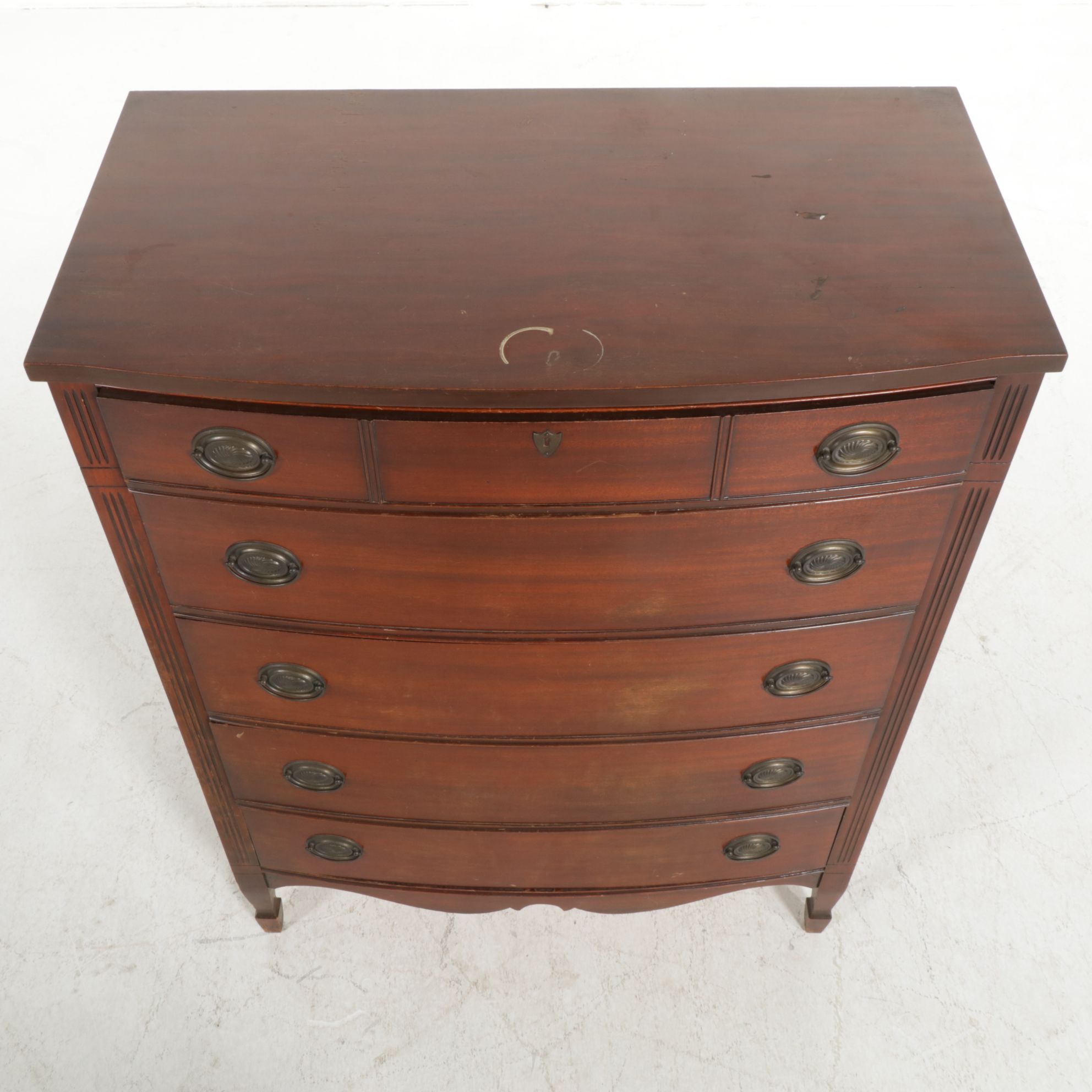 Hepplewhite Style Mahogany Bow Front Chest of Drawers, Early to Mid-20th Century
