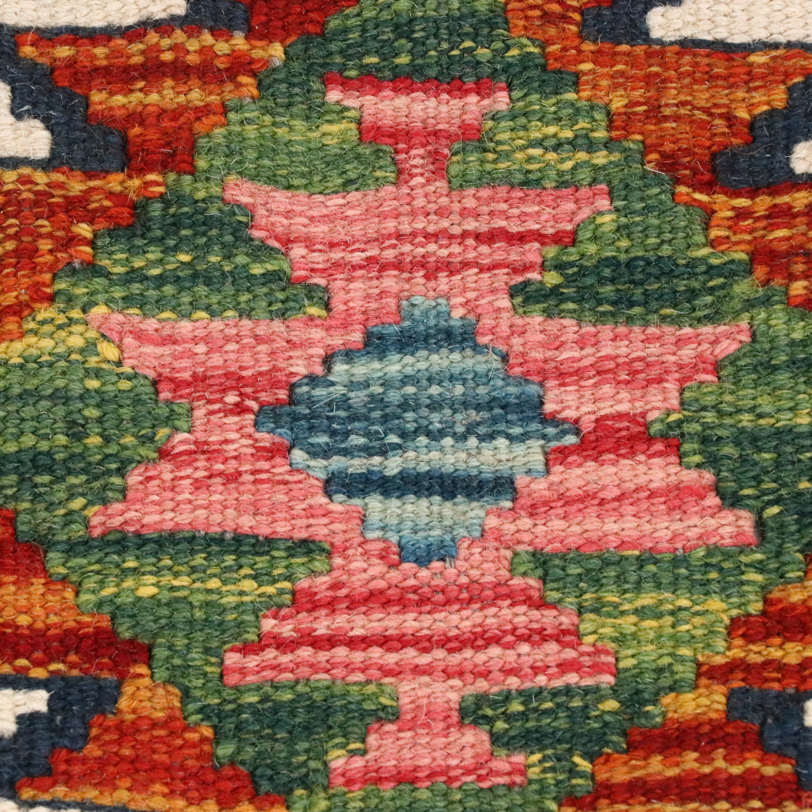 4'10 x 7'1 Handwoven Pakistani Kilim Area Rug