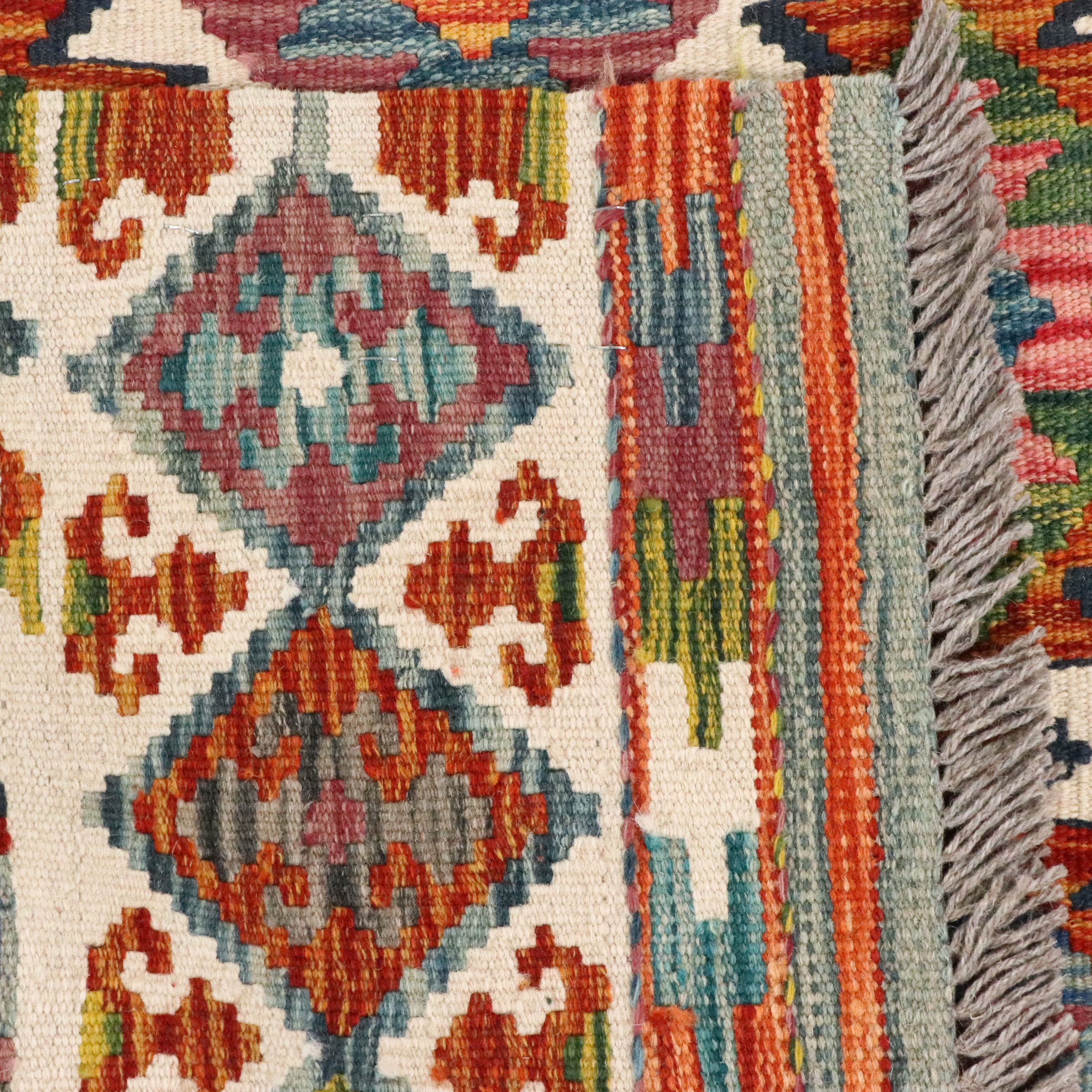 4'10 x 7'1 Handwoven Pakistani Kilim Area Rug