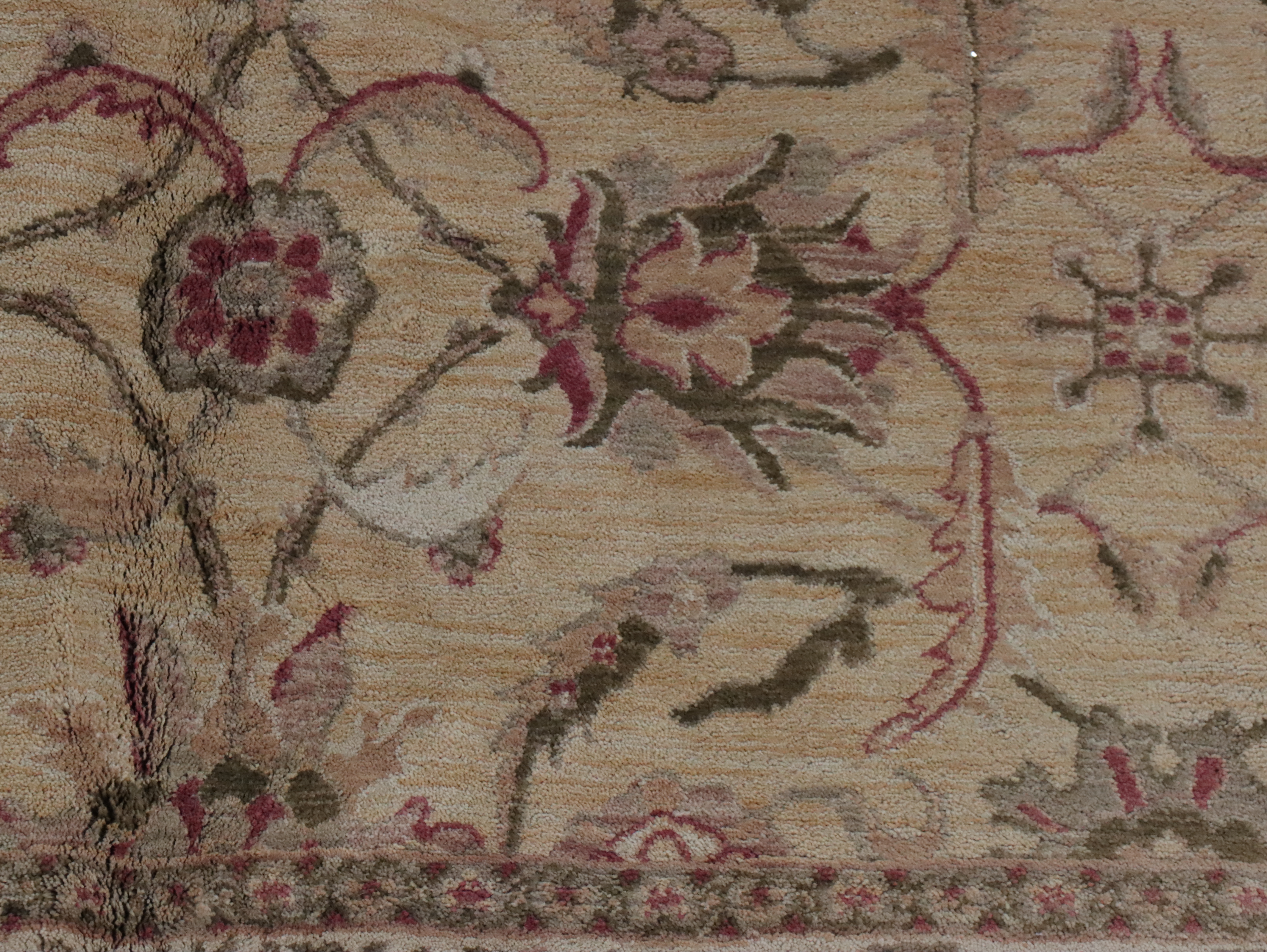 7'10 x 11'5 Hand-Knotted Indian Agra Area Rug