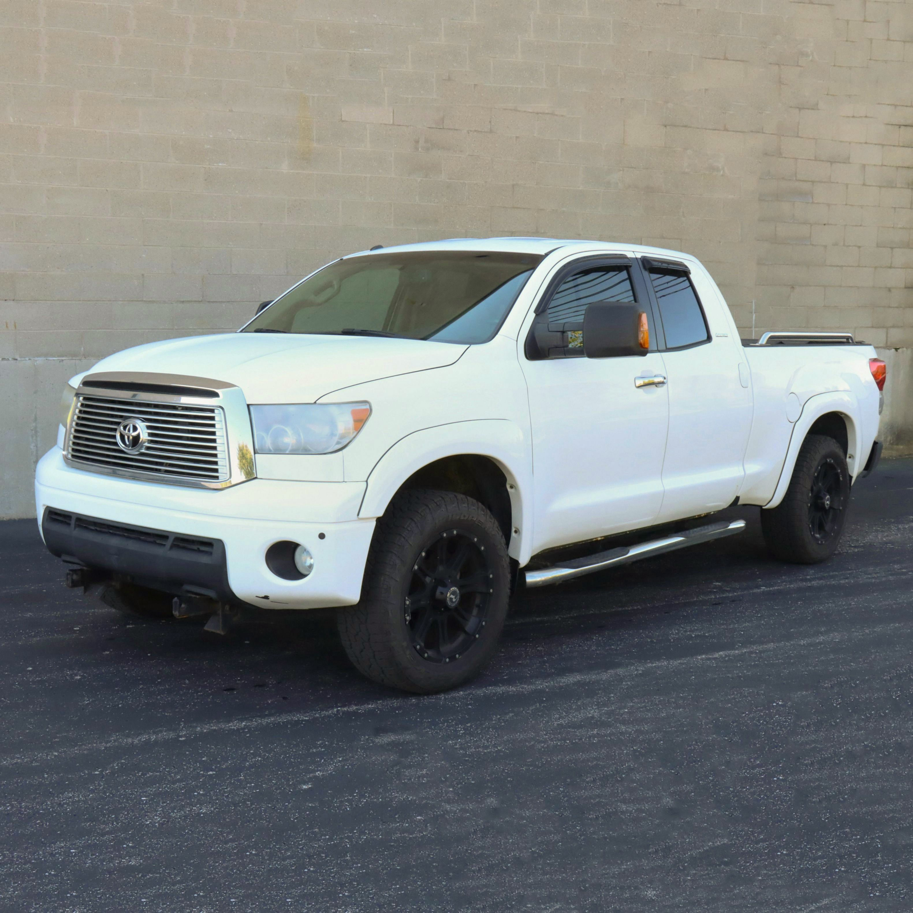 2010 Toyota Tundra Limited 4x4 Double Cab Pickup Truck