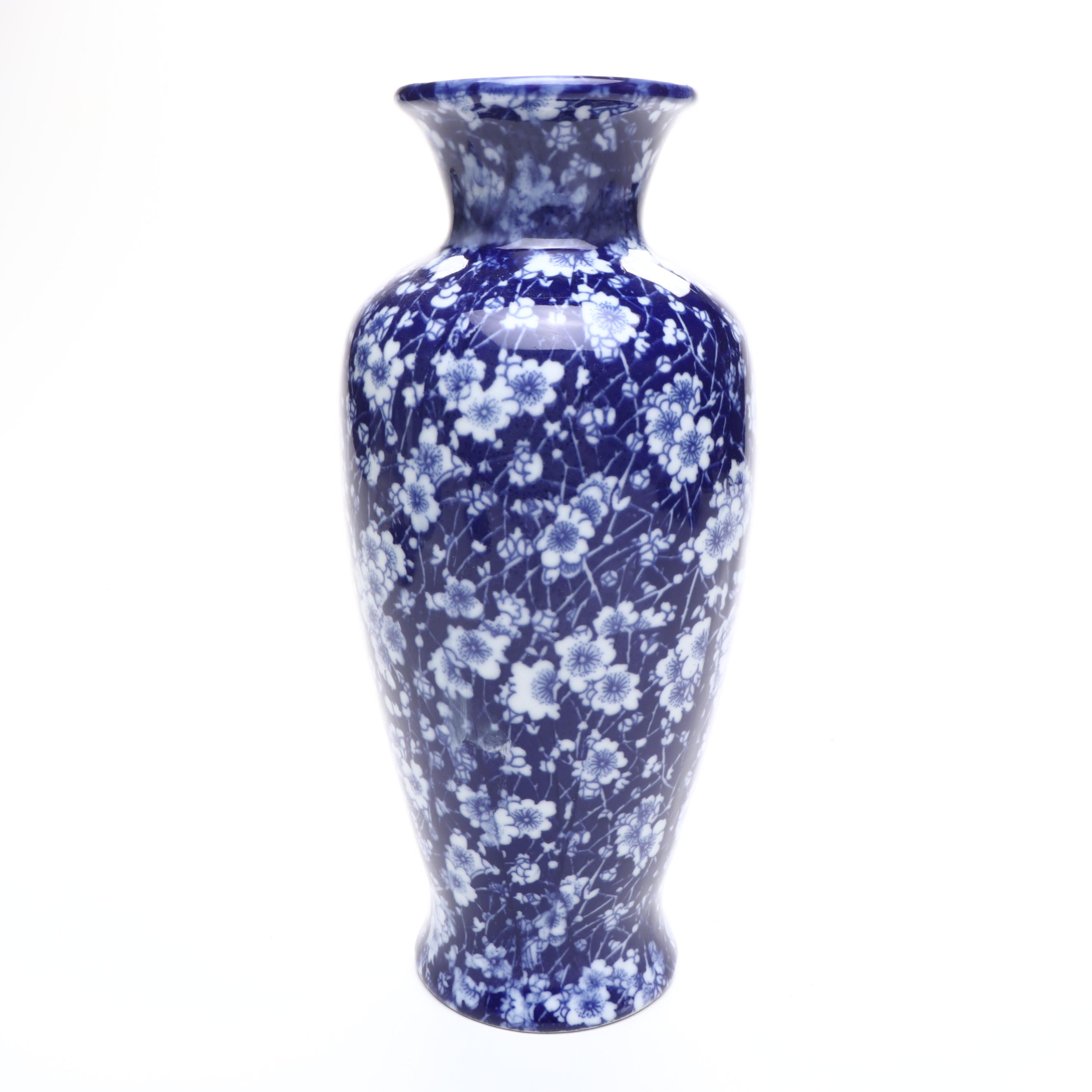 Chinese Porcelain Blue and White with Victoria Ware Table Accessories, More