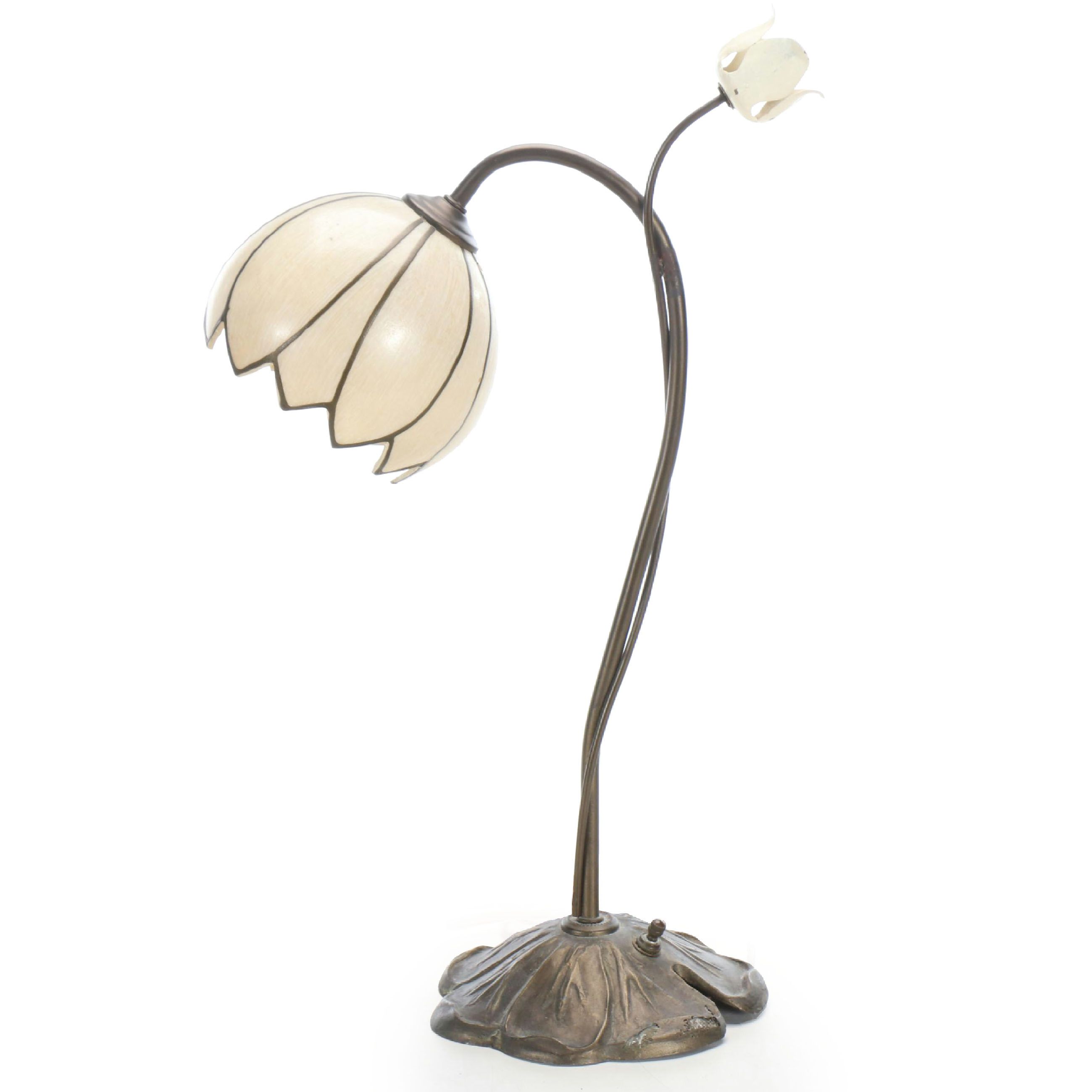 Art Nouveau Style Waterlily Accent Lamp, Vintage