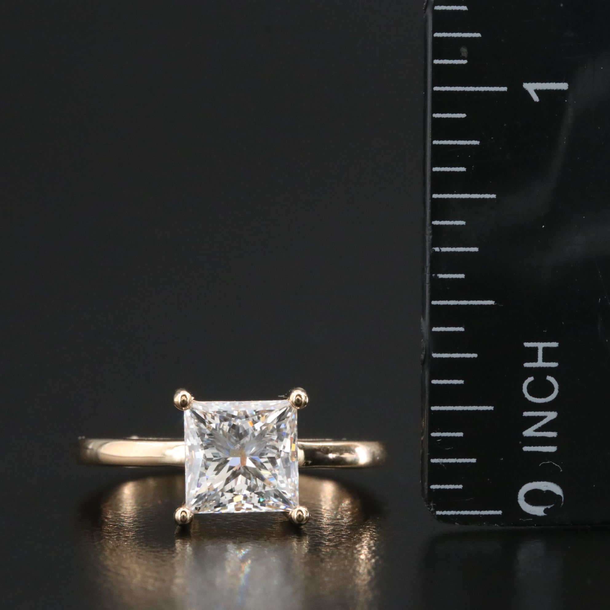 18K 1.87 CT Lab Grown Diamond Solitaire Ring with IGI Report