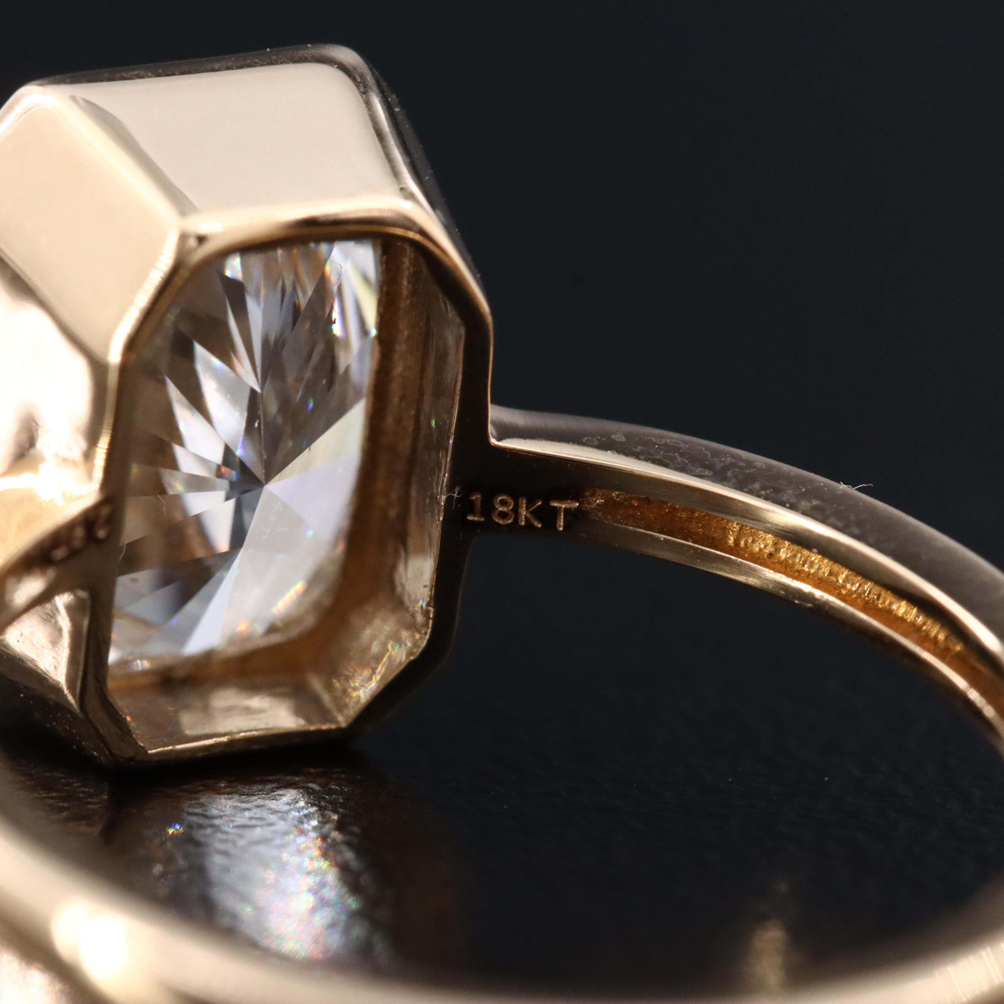 18K 2.97 CT Lab Grown Diamond Solitaire Ring with IGI Report