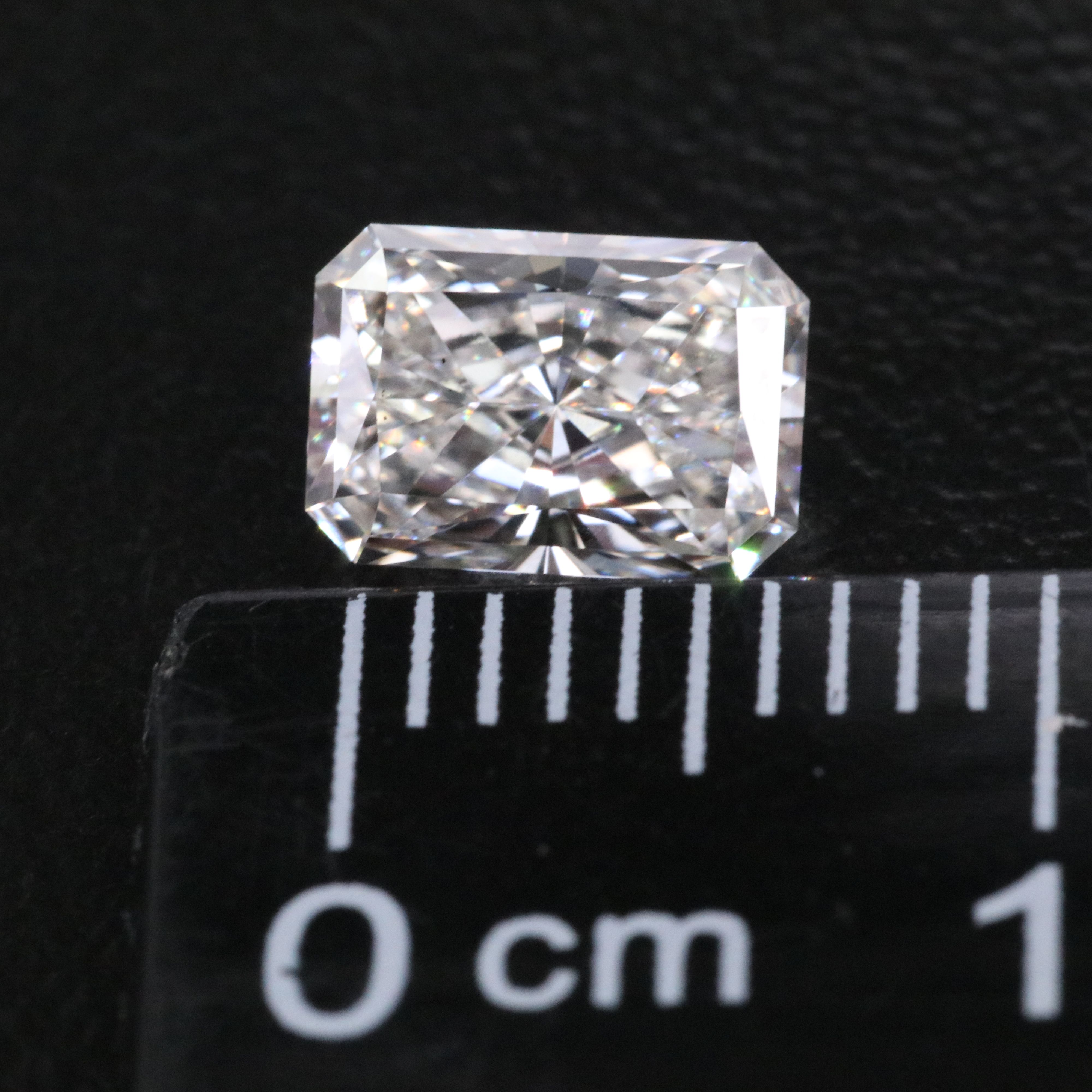 Loose 1.03 CT Lab Grown Diamond with IGI Report