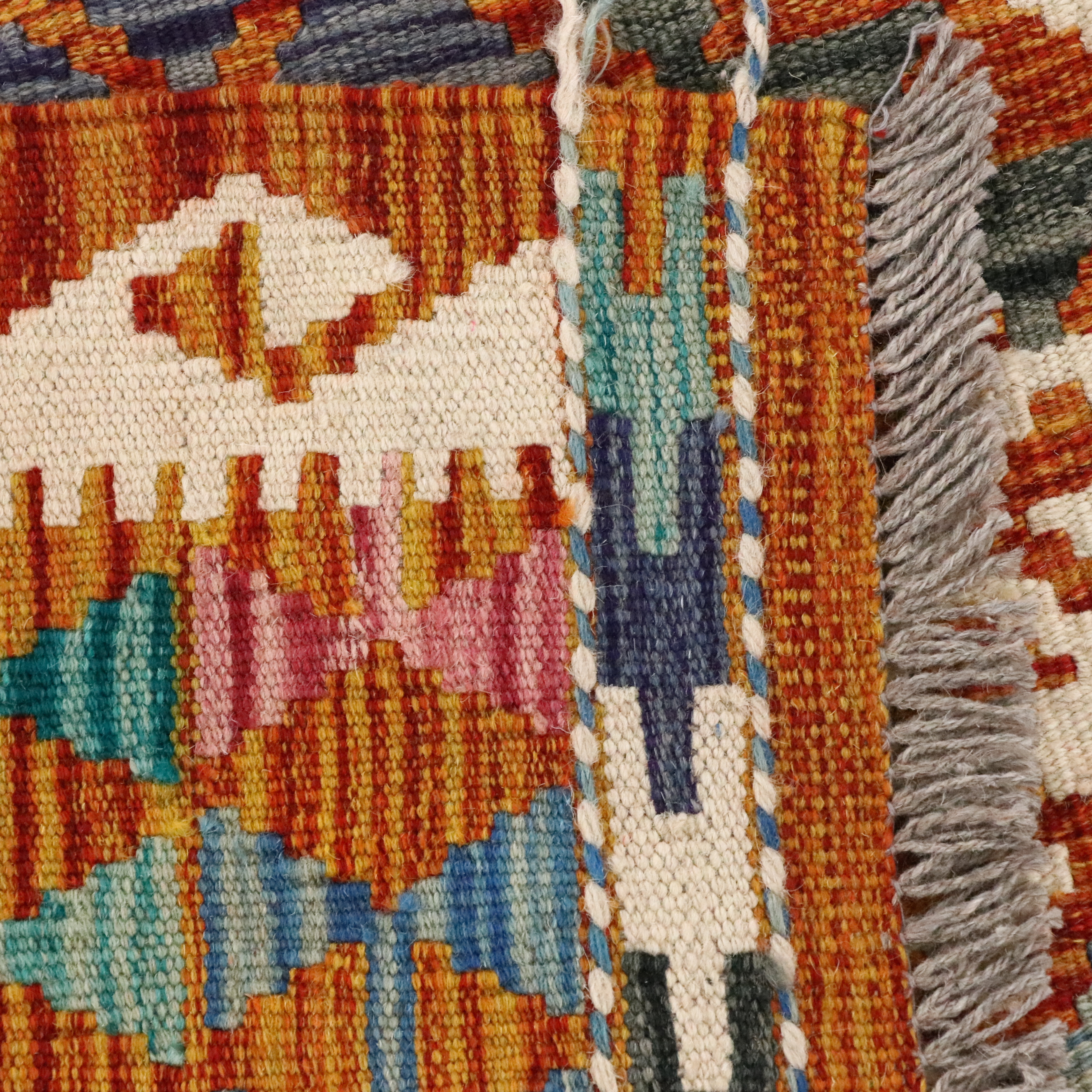 5'8 x 8'8 Handwoven Pakistani Kilim Area Rug