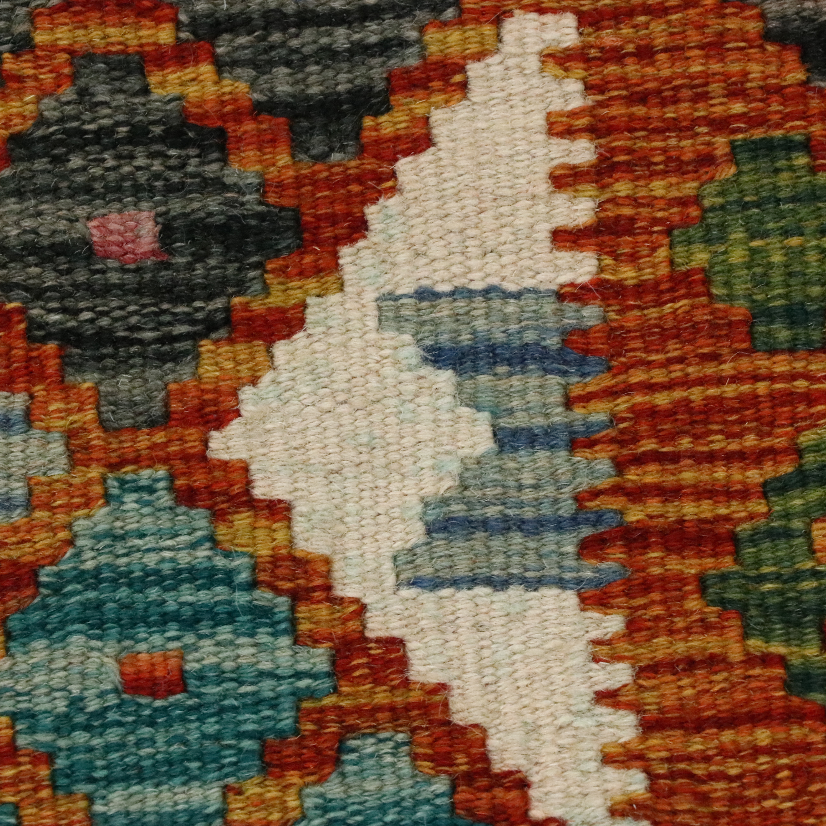 5'8 x 8'8 Handwoven Pakistani Kilim Area Rug