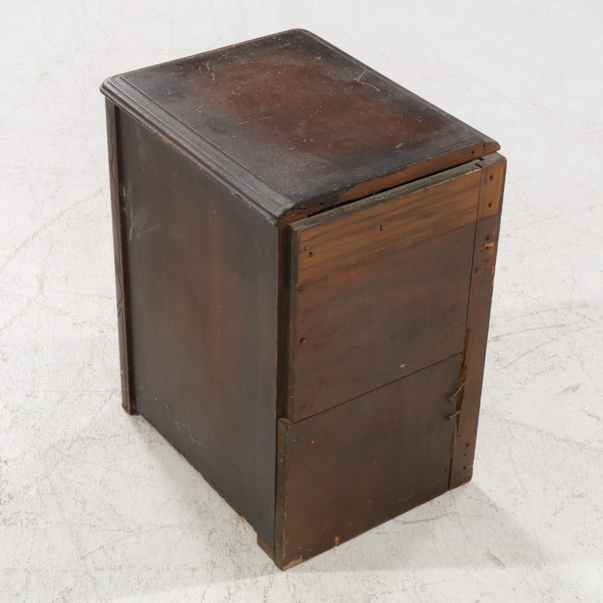 Mahogany Veneer Nightstand, Early 20th Century