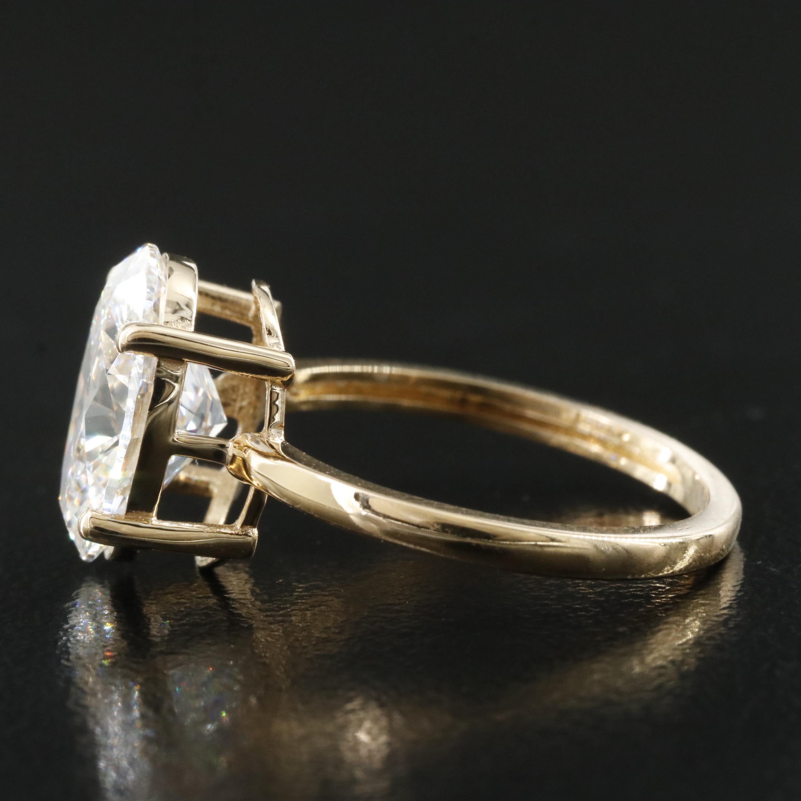 18K 3.09 CT Lab Grown Diamond Solitaire Ring with IGI Report