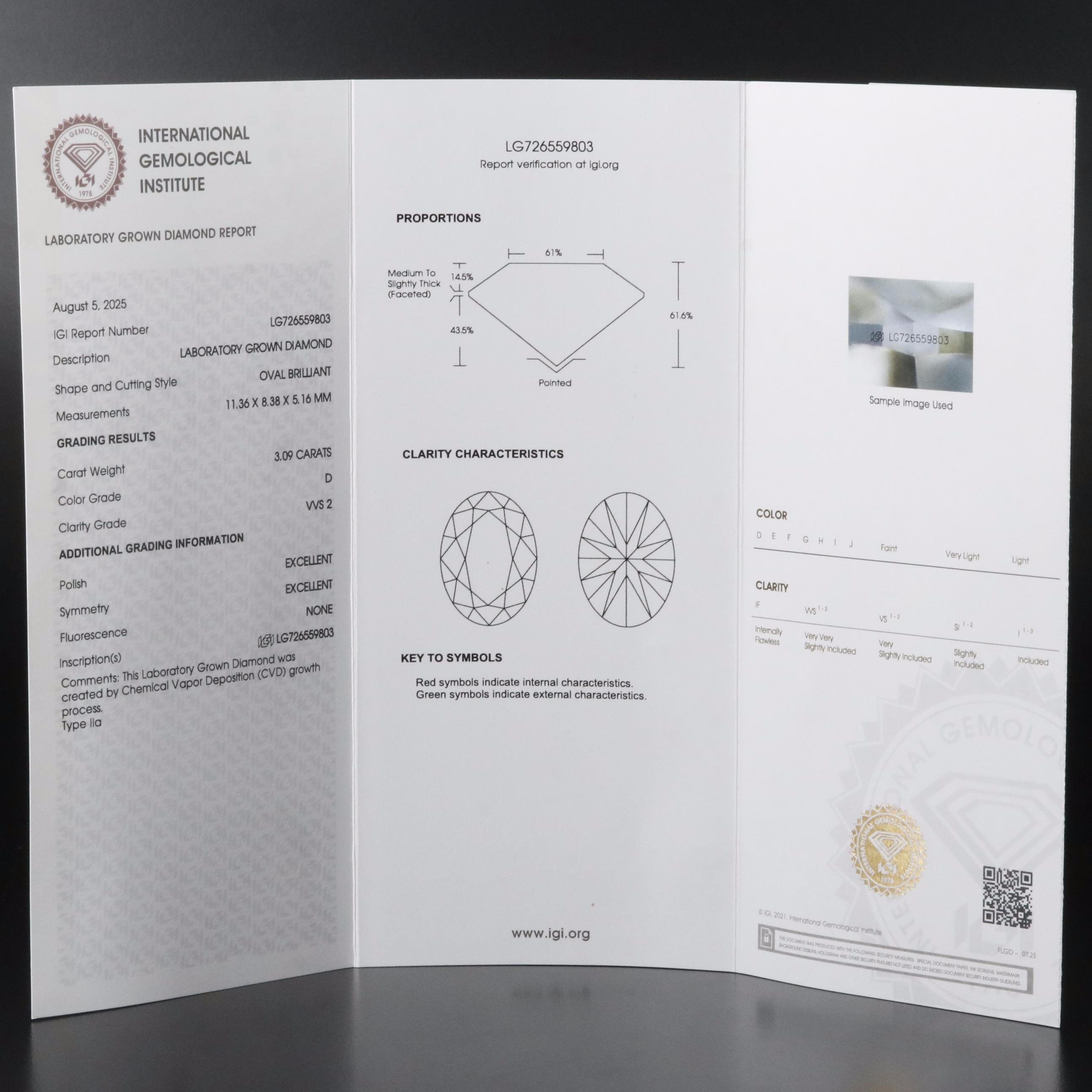 18K 3.09 CT Lab Grown Diamond Solitaire Ring with IGI Report