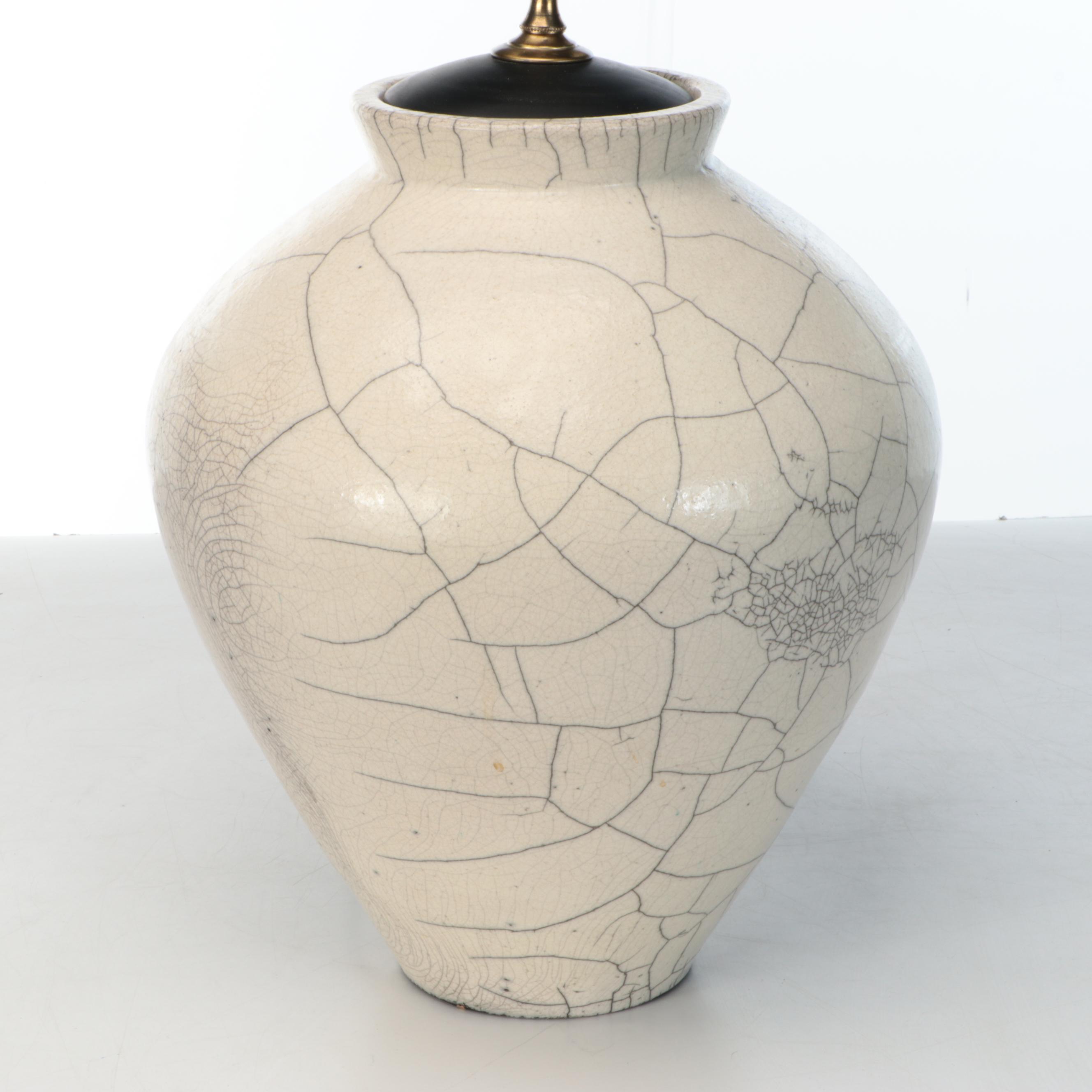 Crackle Glaze Finish Ceramic Table Lamp
