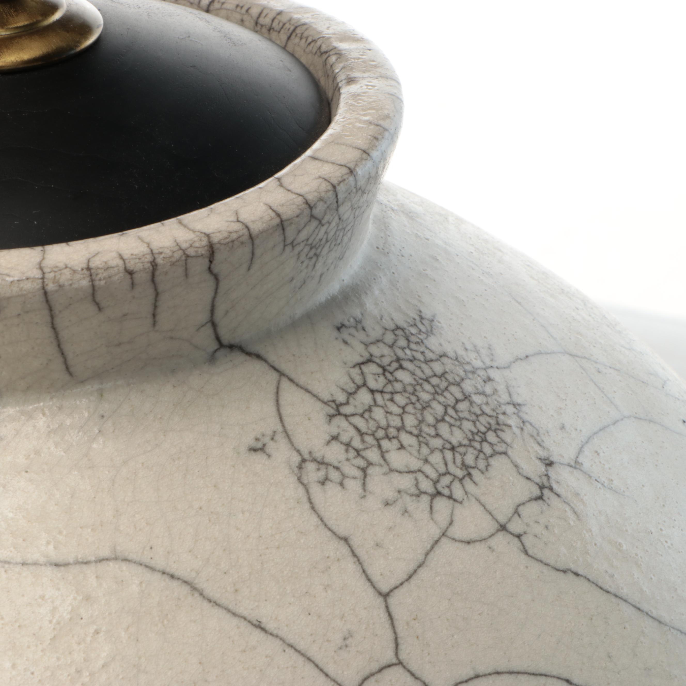 Crackle Glaze Finish Ceramic Table Lamp