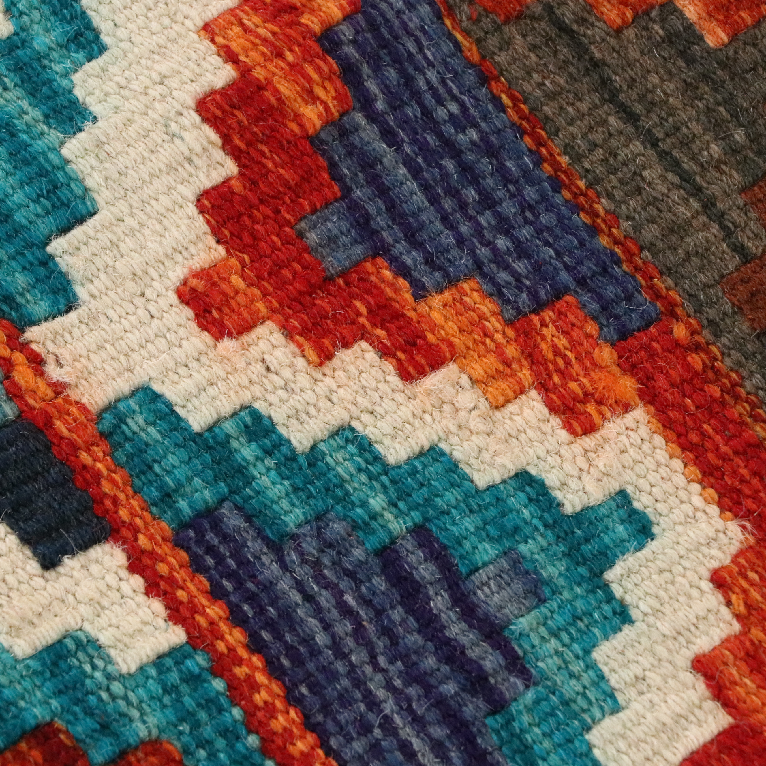 6'9 x 7' Handwoven Pakistani Kilim Area Rug