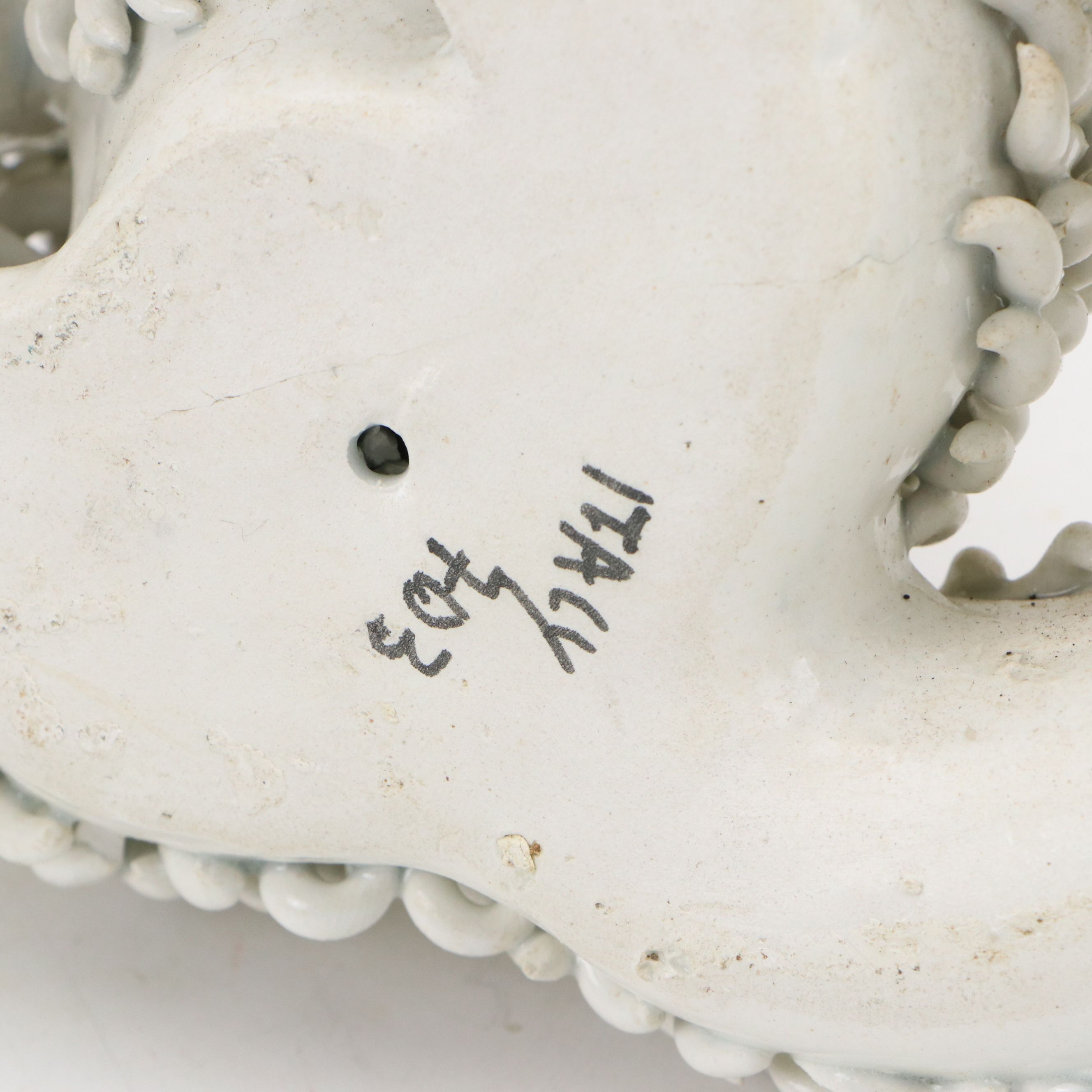 Mid Century Modern Italian Ceramic Spaghetti Cat Figures