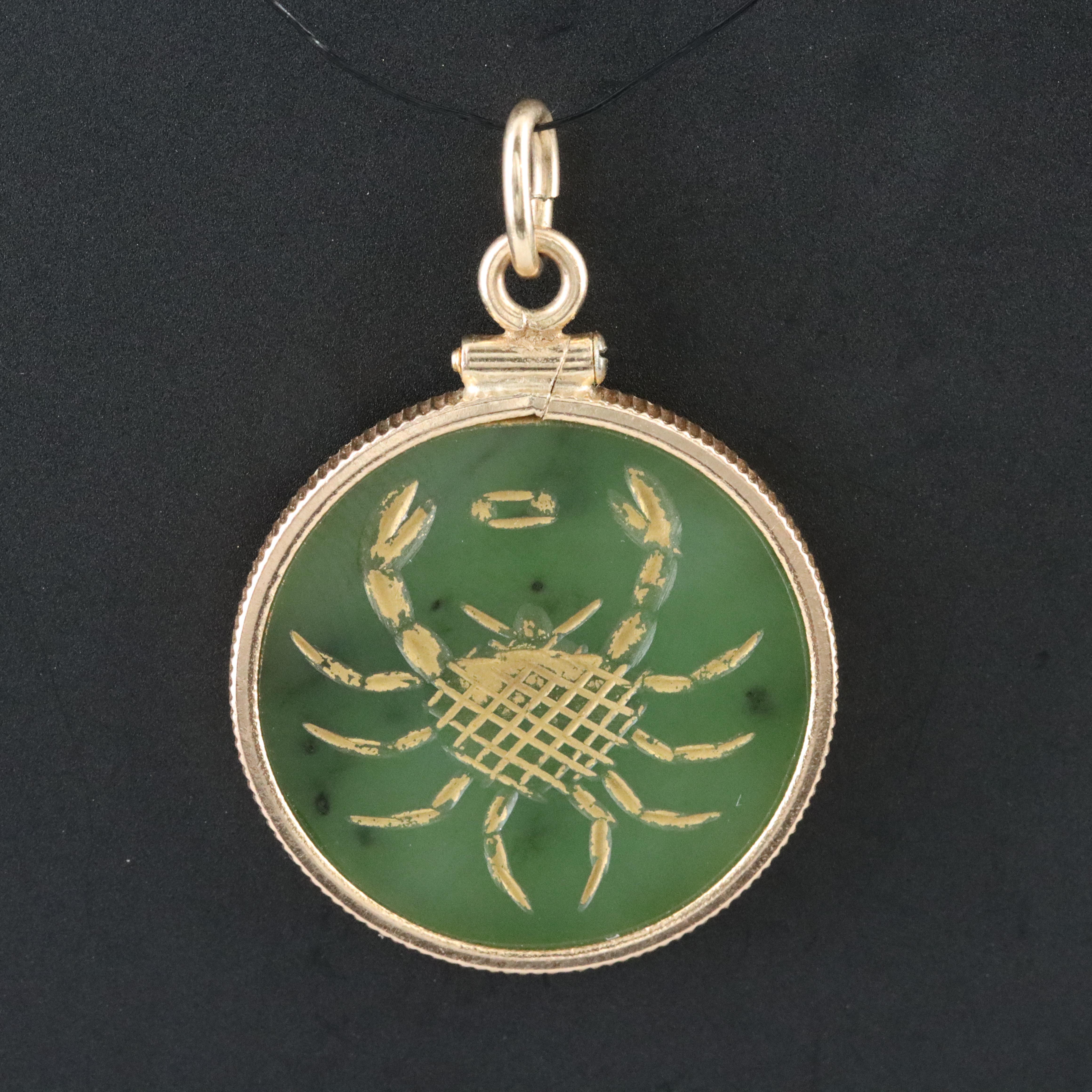 Vintage 14K Nephrite Cancer Zodiac Intaglio Pendant