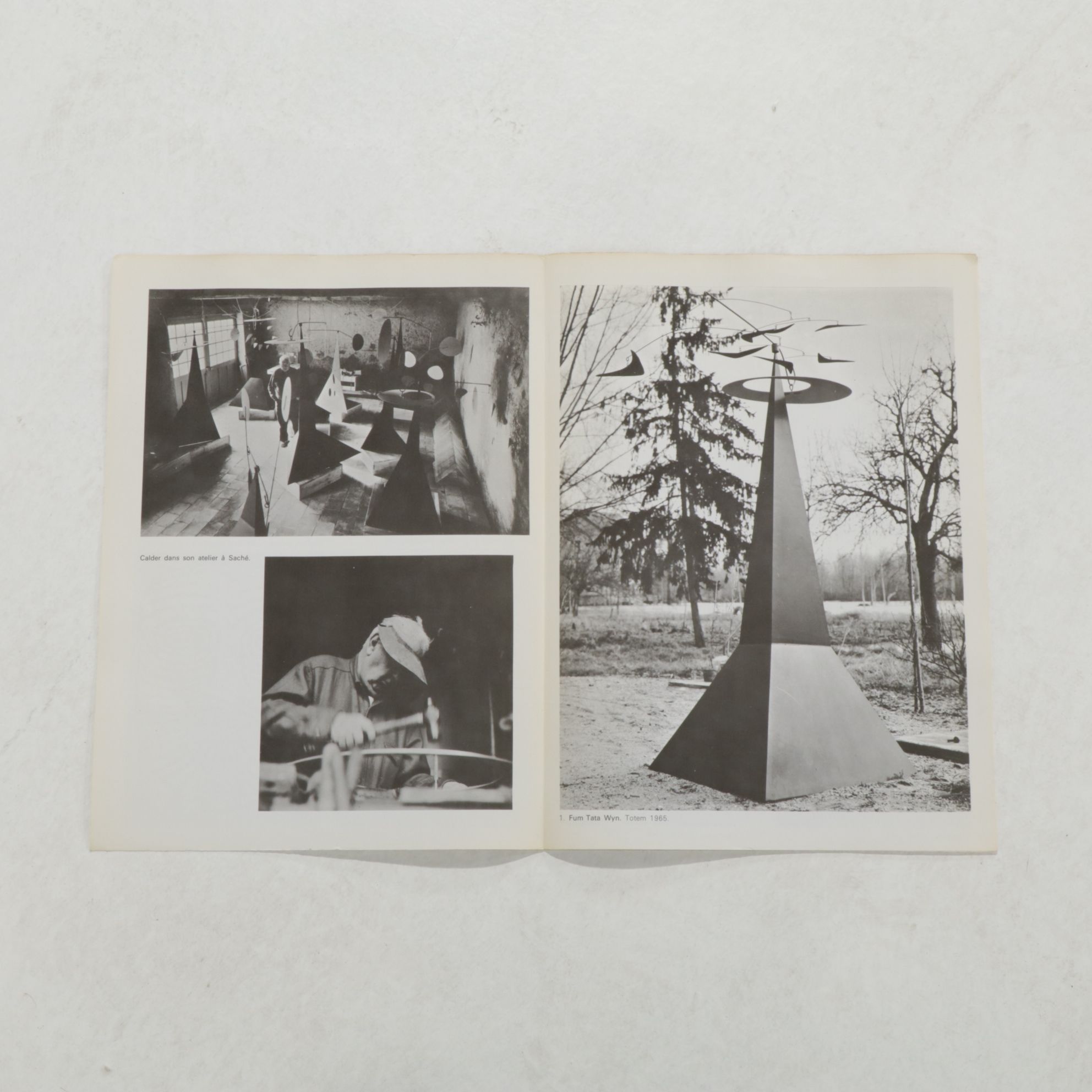 Alexander Calder Double-Page Color Lithograph for "Derrière le Miroir," 1971