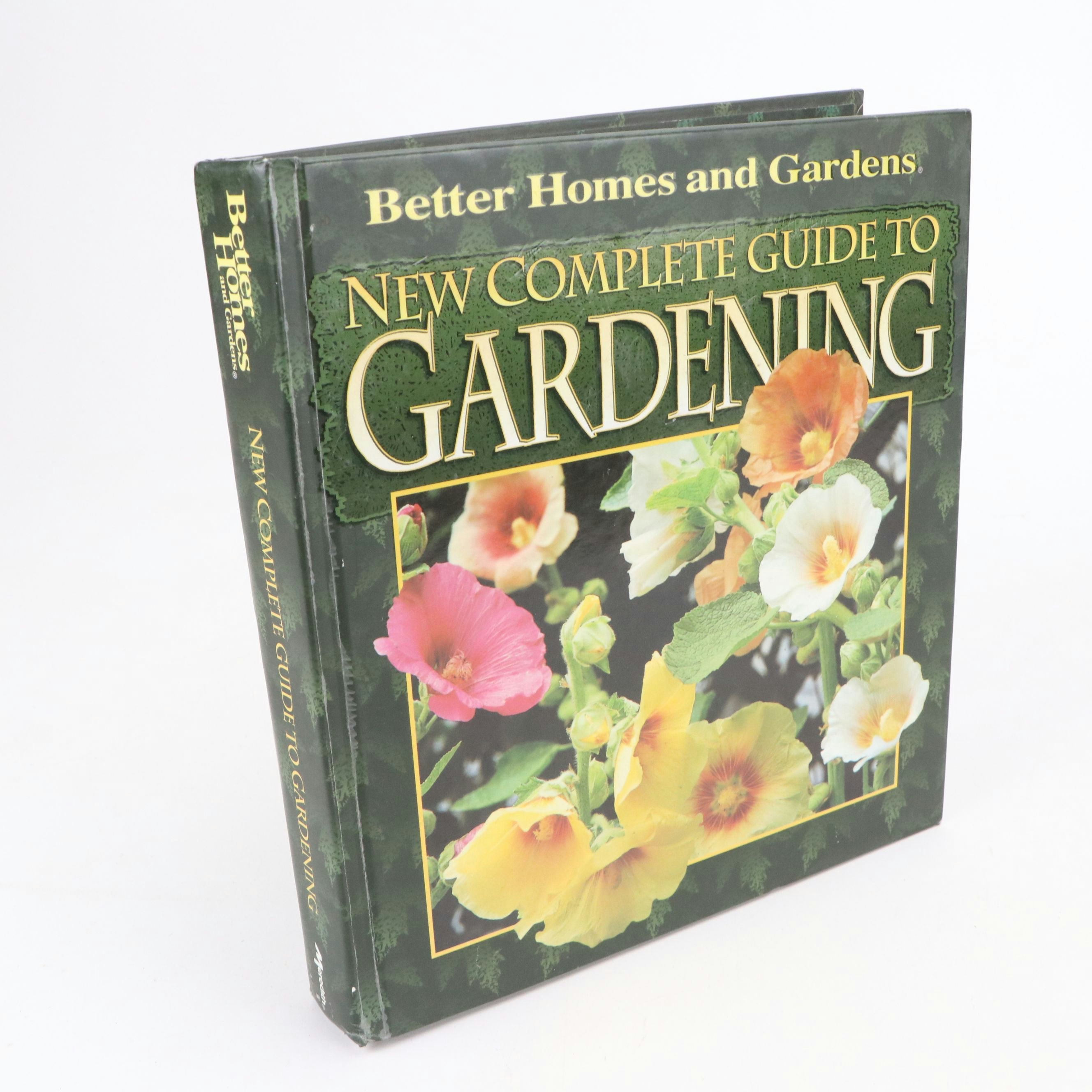 "The Spacemaker Book," "American Crafts," and More Home and Garden Books