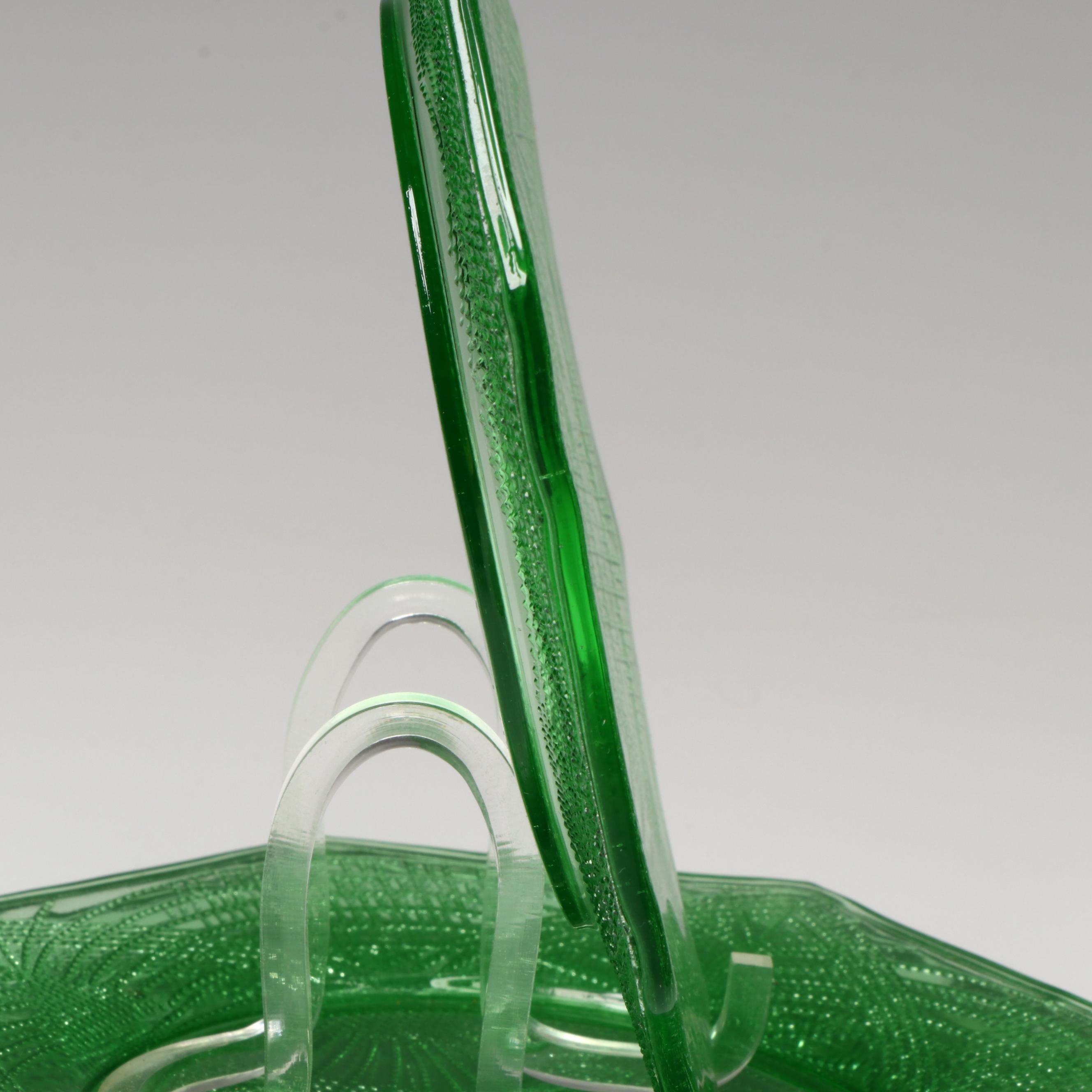 L. E. Smith "Romanesque" Uranium Glass Luncheon Plates, 1930s