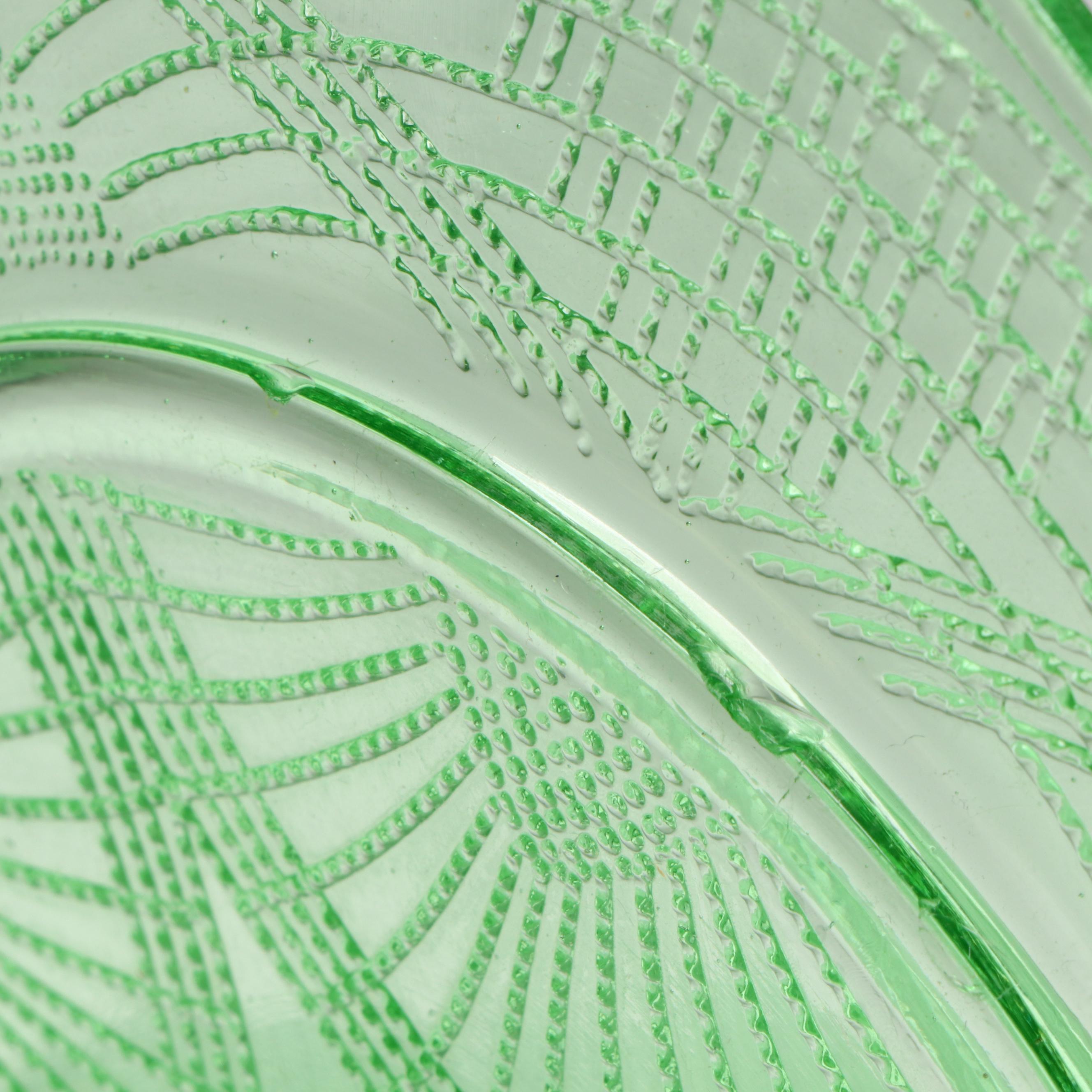 L. E. Smith "Romanesque" Uranium Glass Luncheon Plates, 1930s