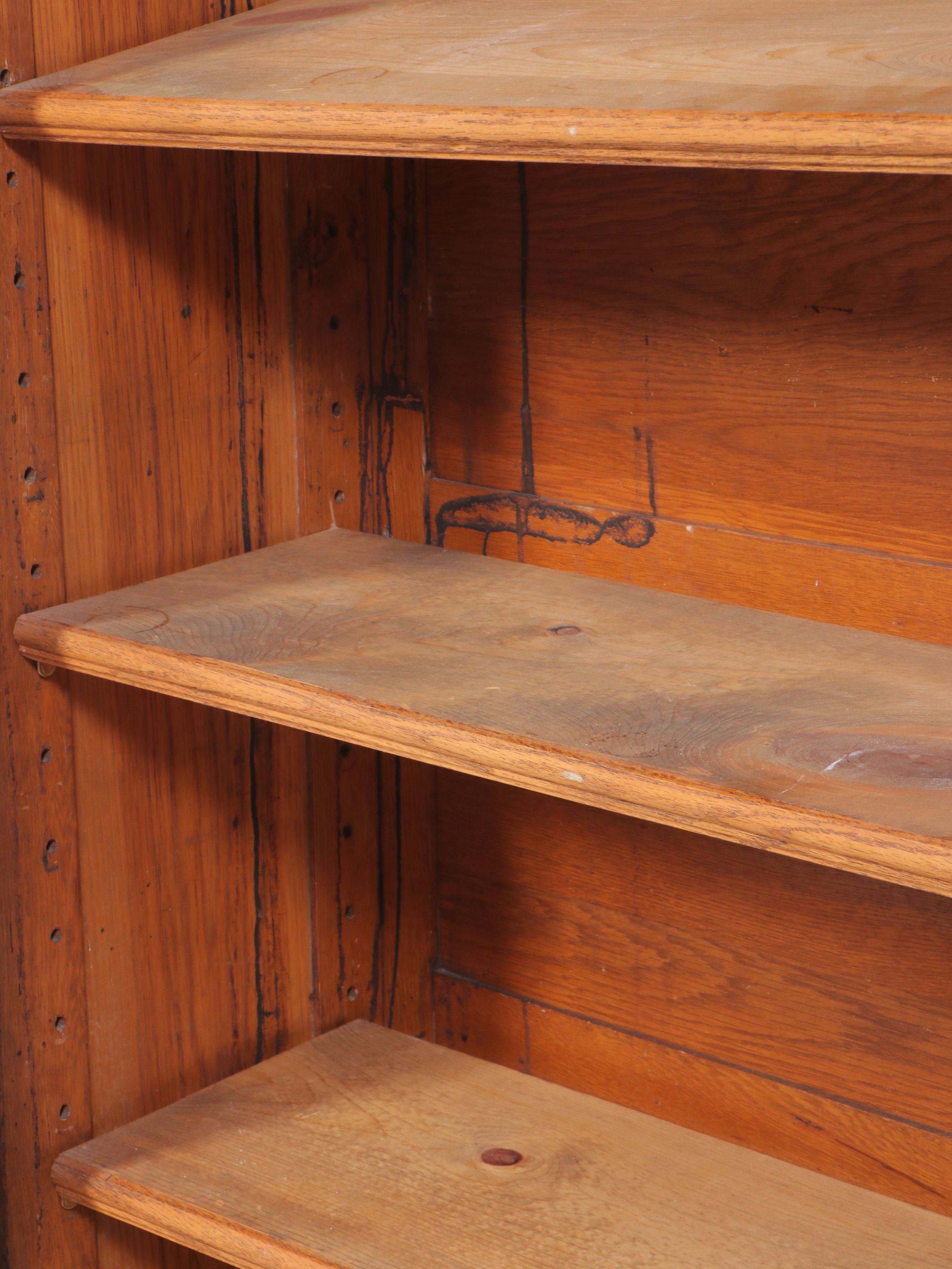 Antique Traditional Style Oak Display Cabinet