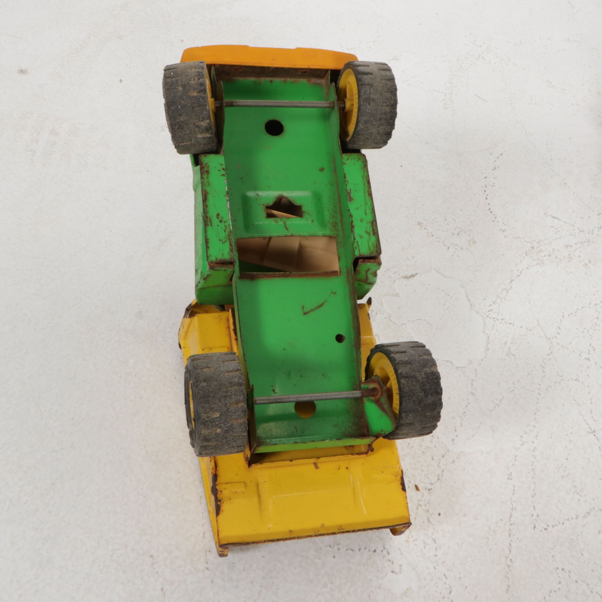 Tonka Red Fire Engine, Green Dump Truck and Jeep Wagoneer Rescue Ambulance