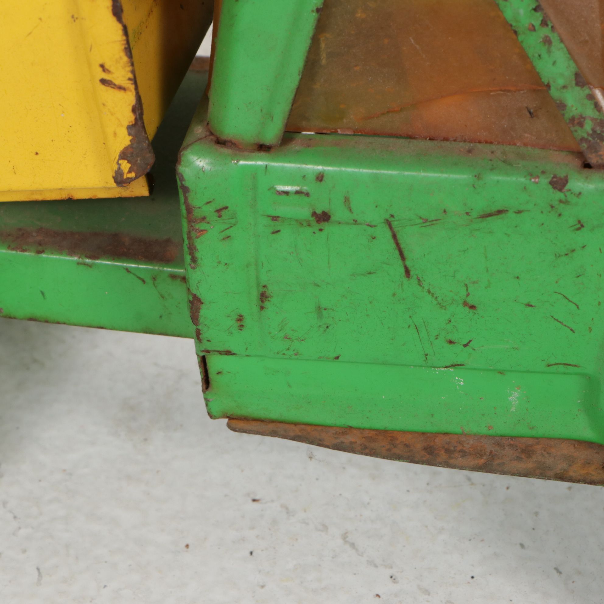 Tonka Red Fire Engine, Green Dump Truck and Jeep Wagoneer Rescue Ambulance