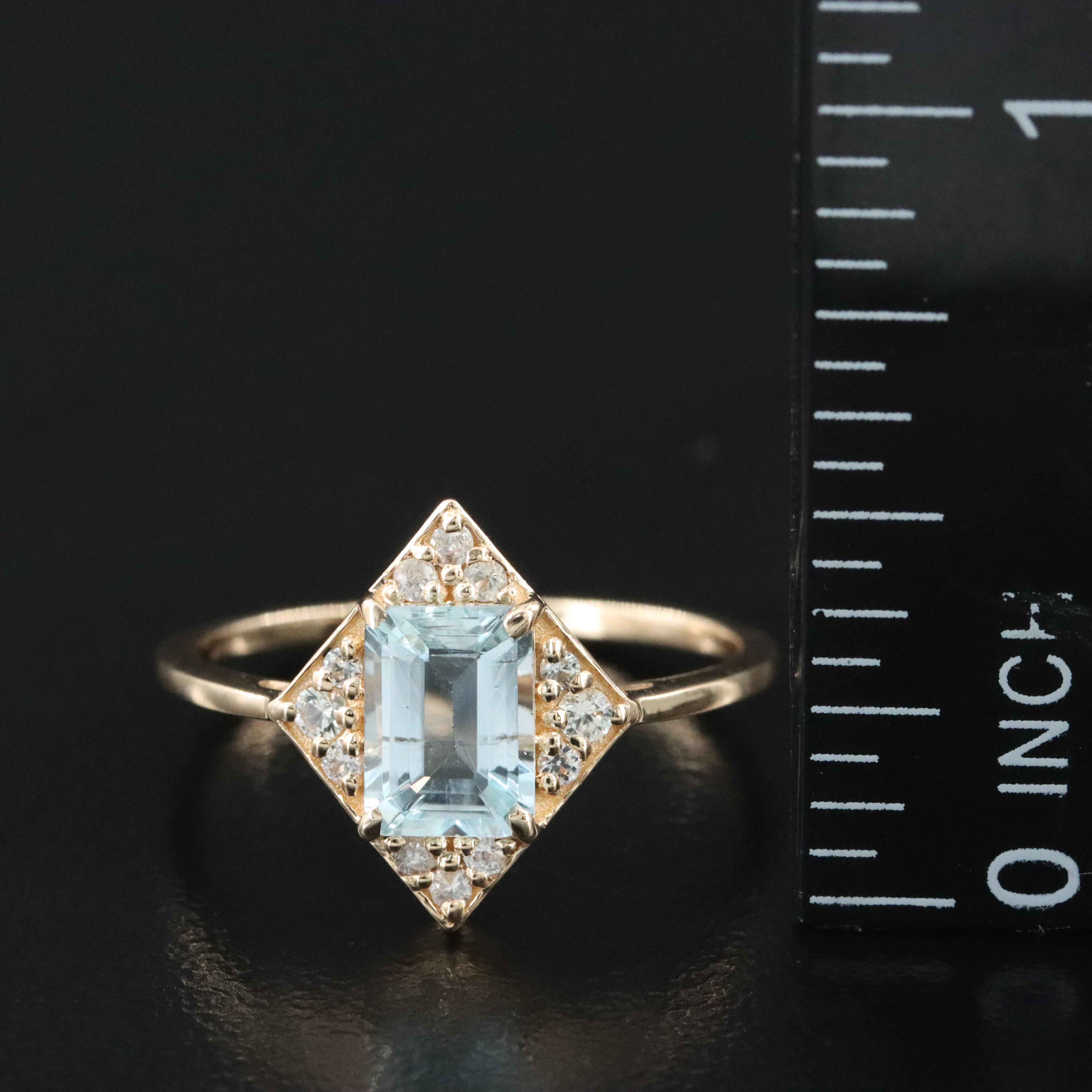 14K Aquamarine and White Sapphire Ring
