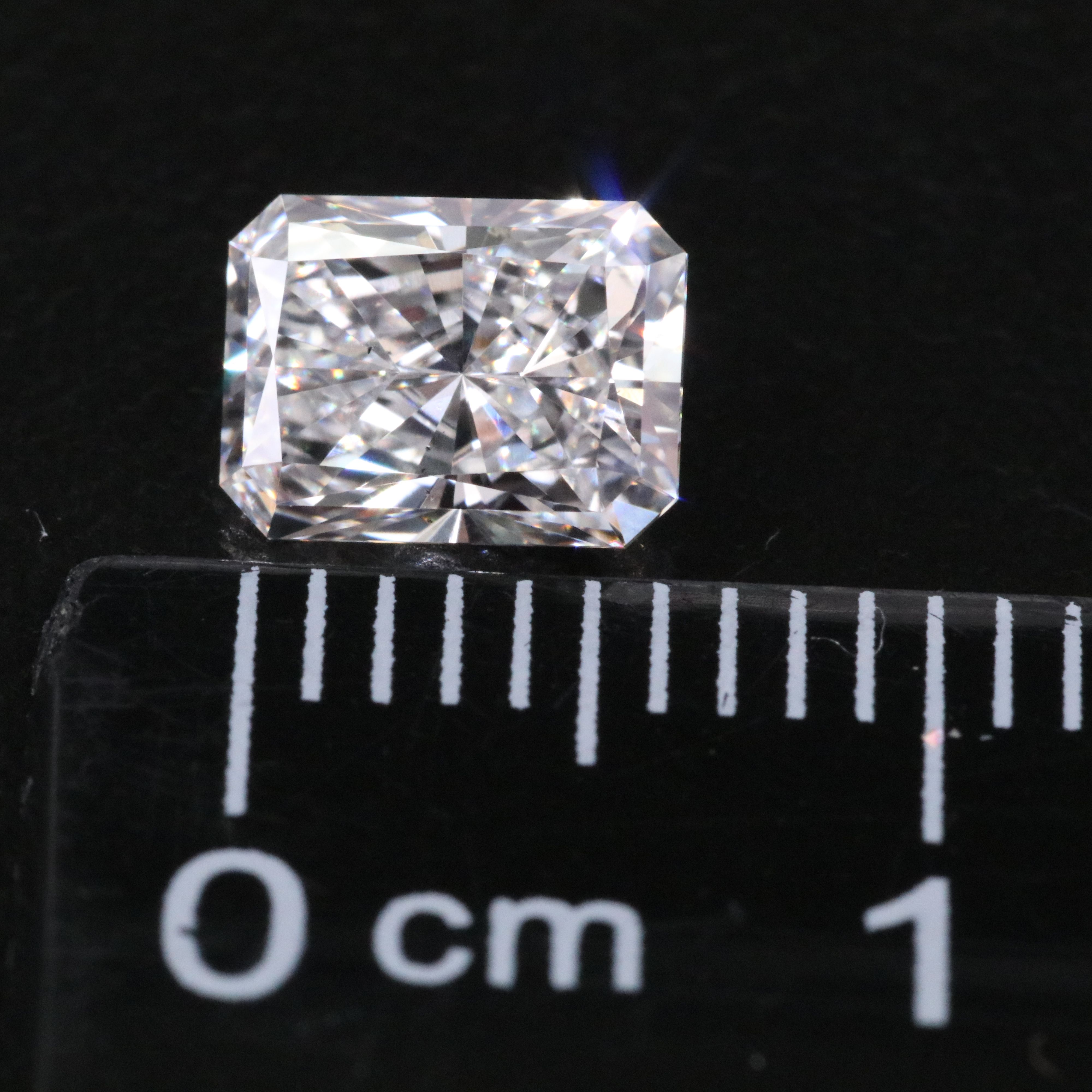 Loose 1.04 CT Lab Grown Diamond with IGI Report