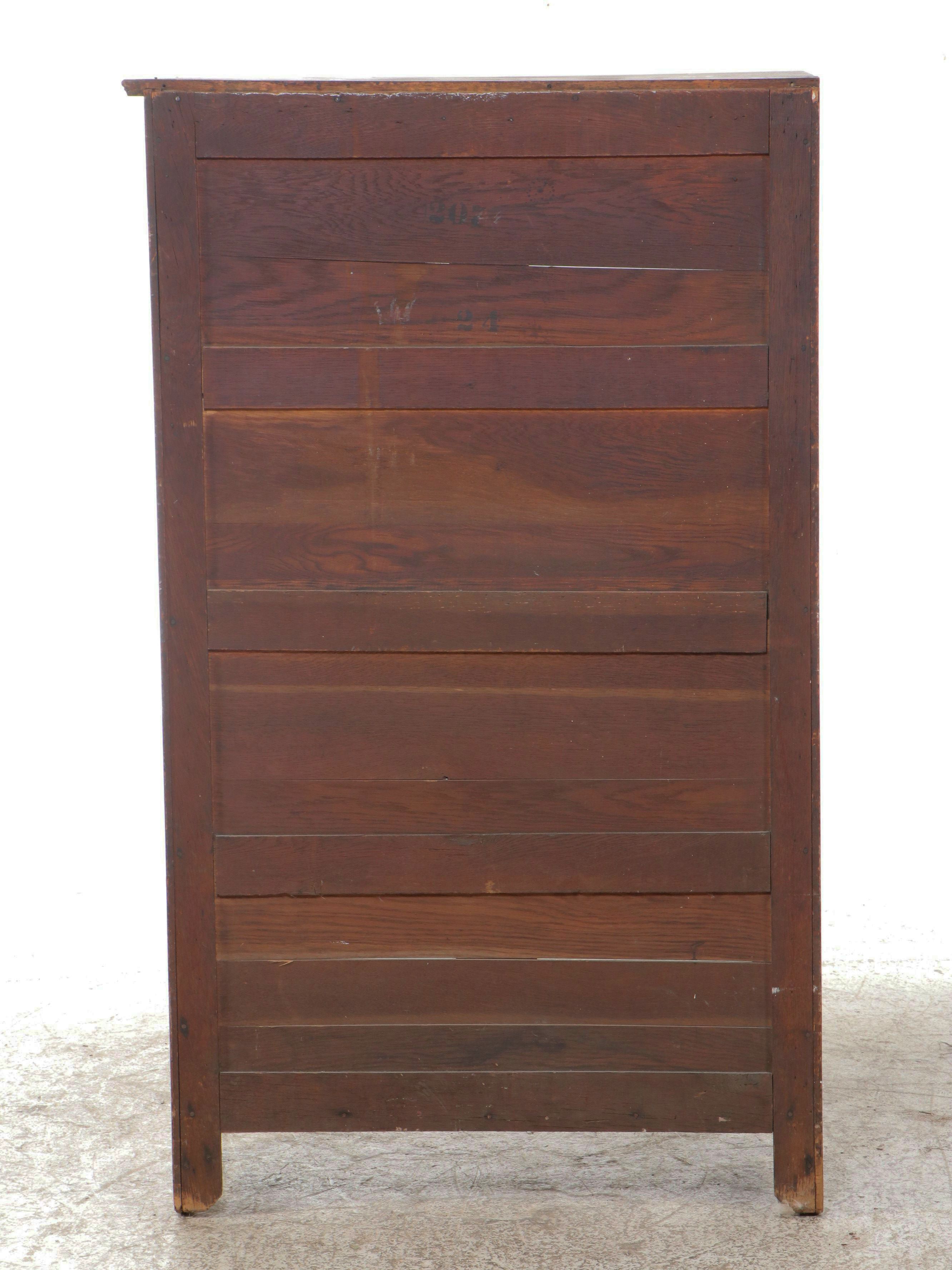 Antique Traditional Style Oak Display Cabinet